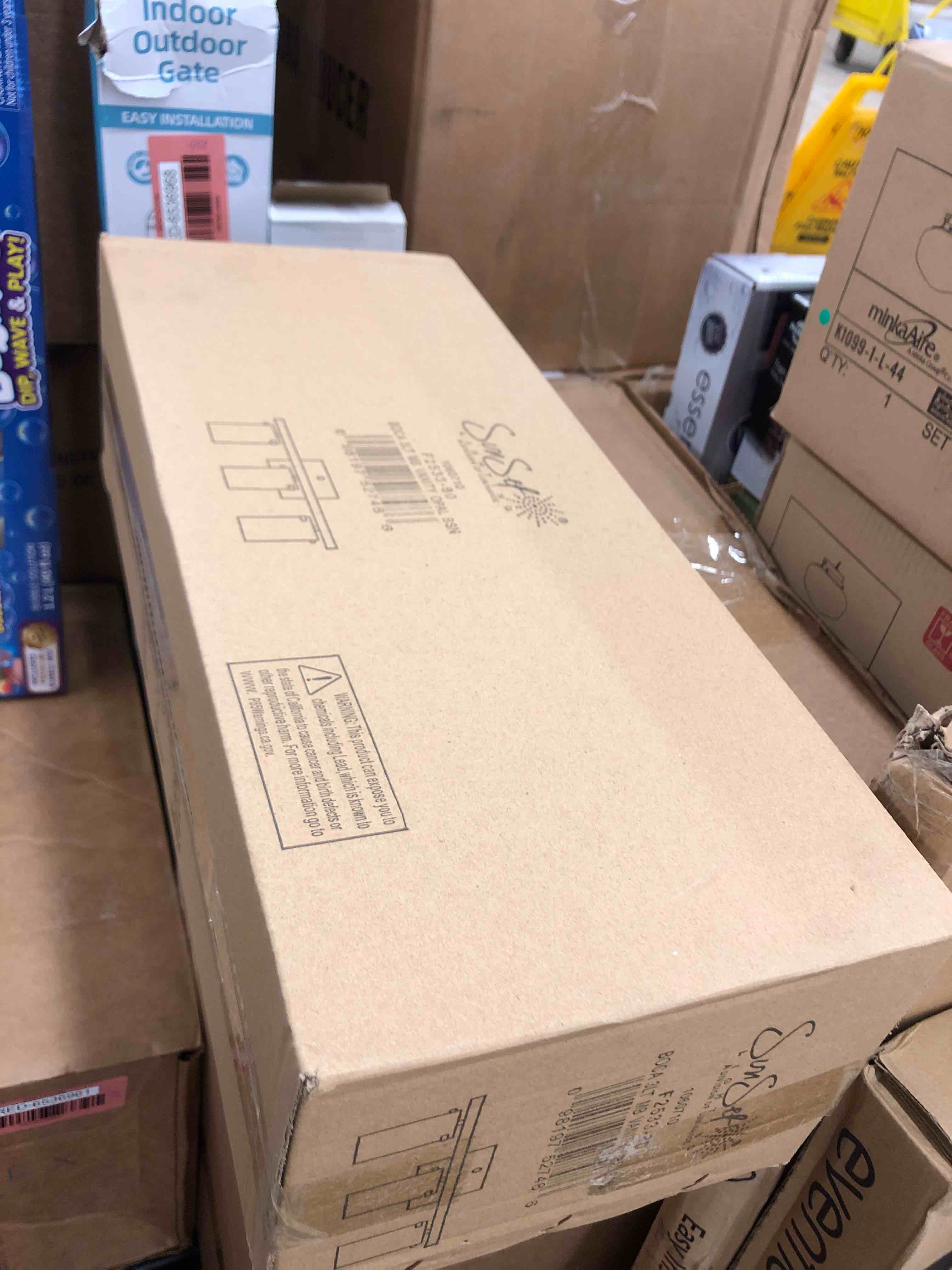 https://s3.amazonaws.com/lotting-images-prod/phillipi/RED6536976_1735322824793.jpeg