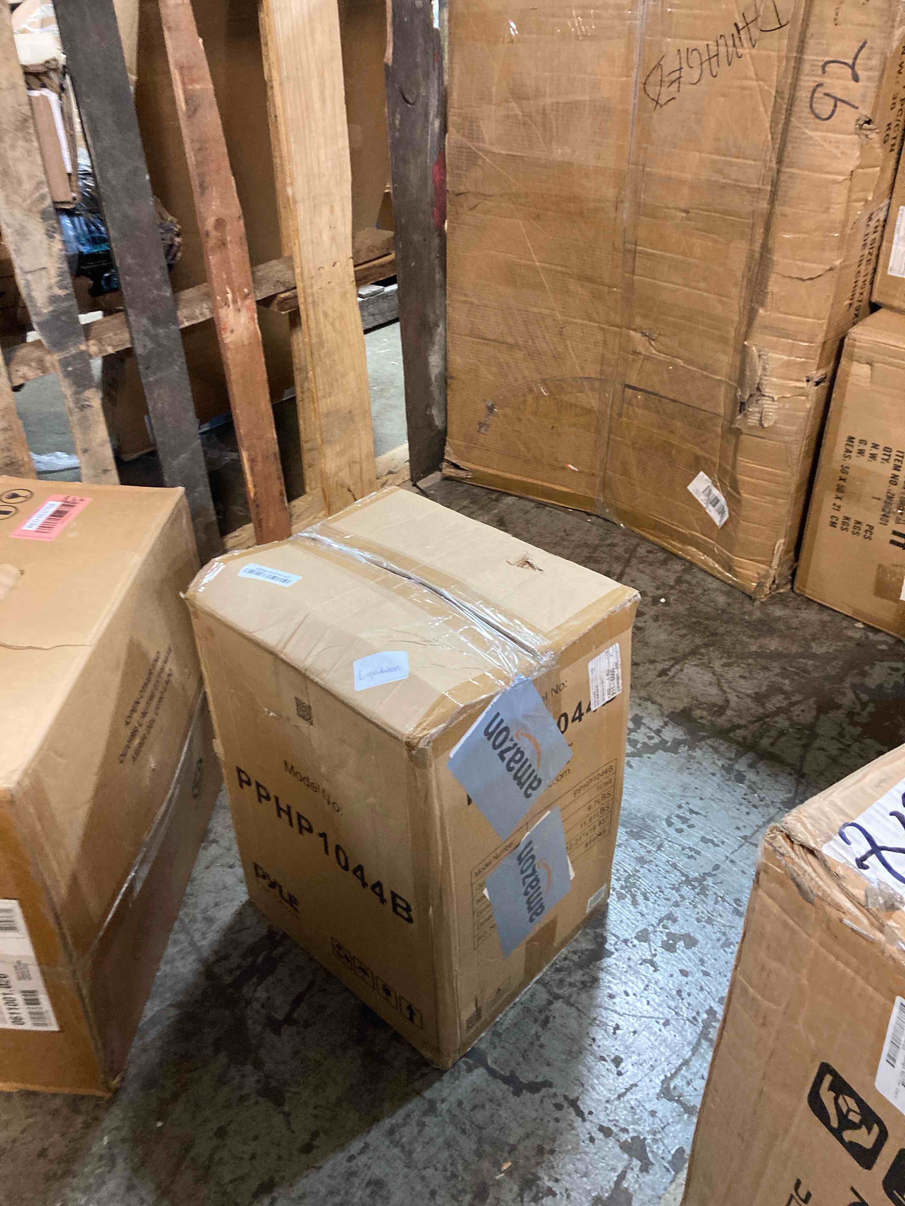 https://s3.amazonaws.com/lotting-images-prod/phillipi/RED6537709_1728932206532.jpeg