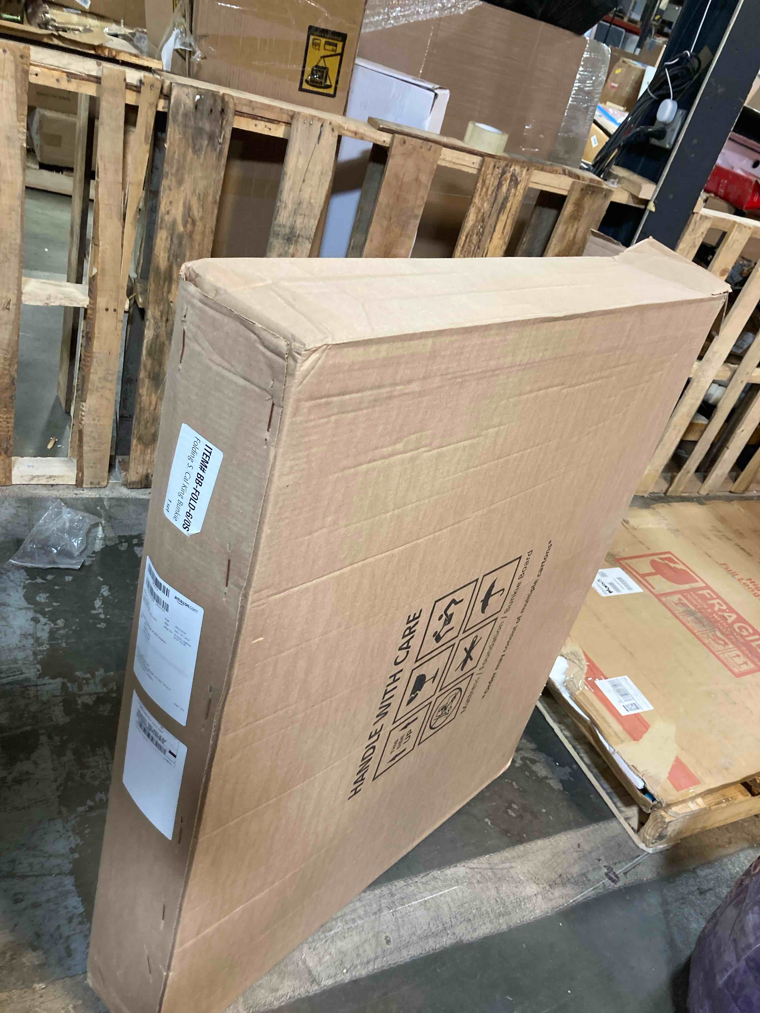 https://s3.amazonaws.com/lotting-images-prod/phillipi/RED6537714_1728934408580.jpeg