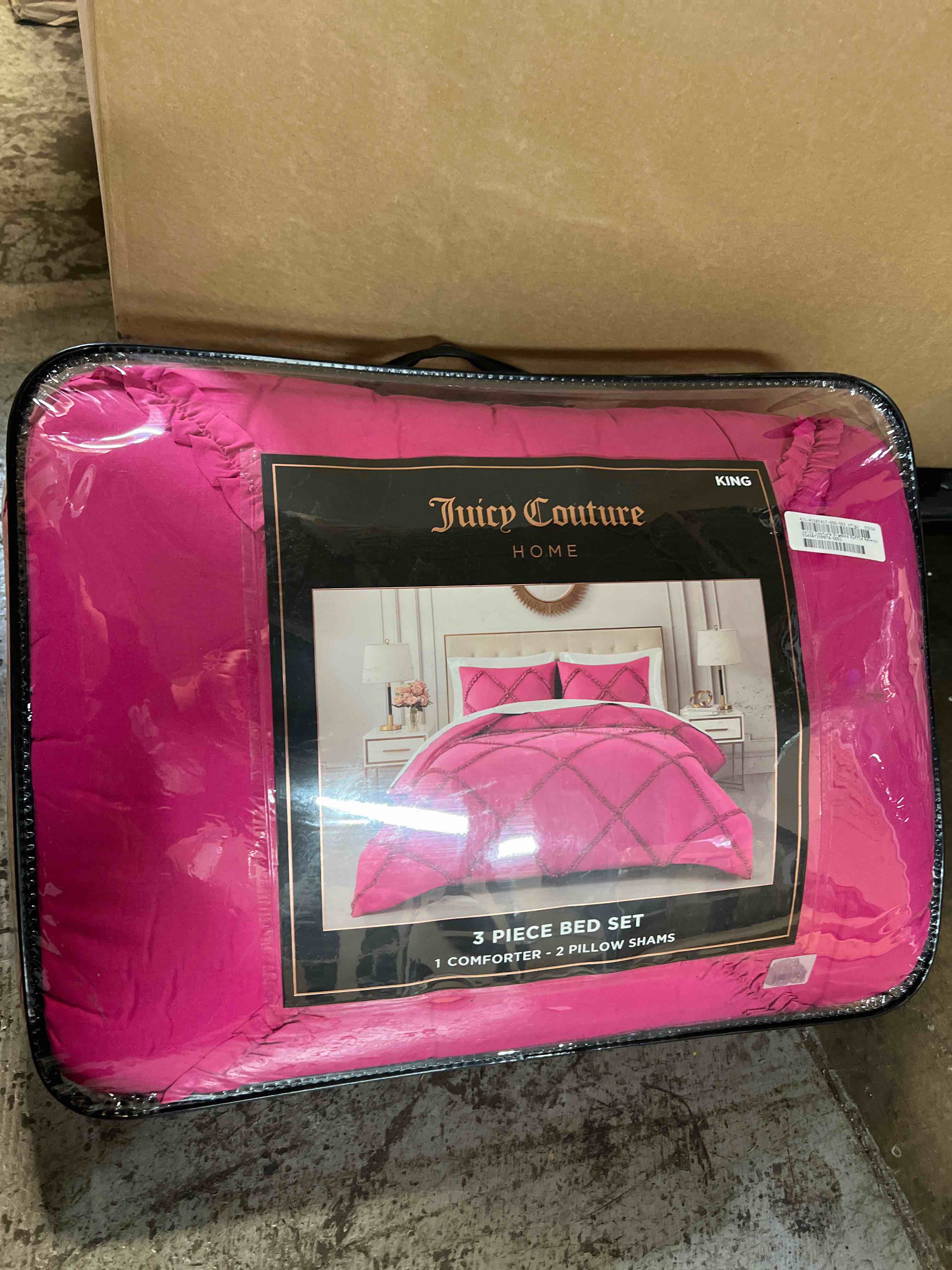 https://s3.amazonaws.com/lotting-images-prod/phillipi/RED6537721_1728934443599.jpeg