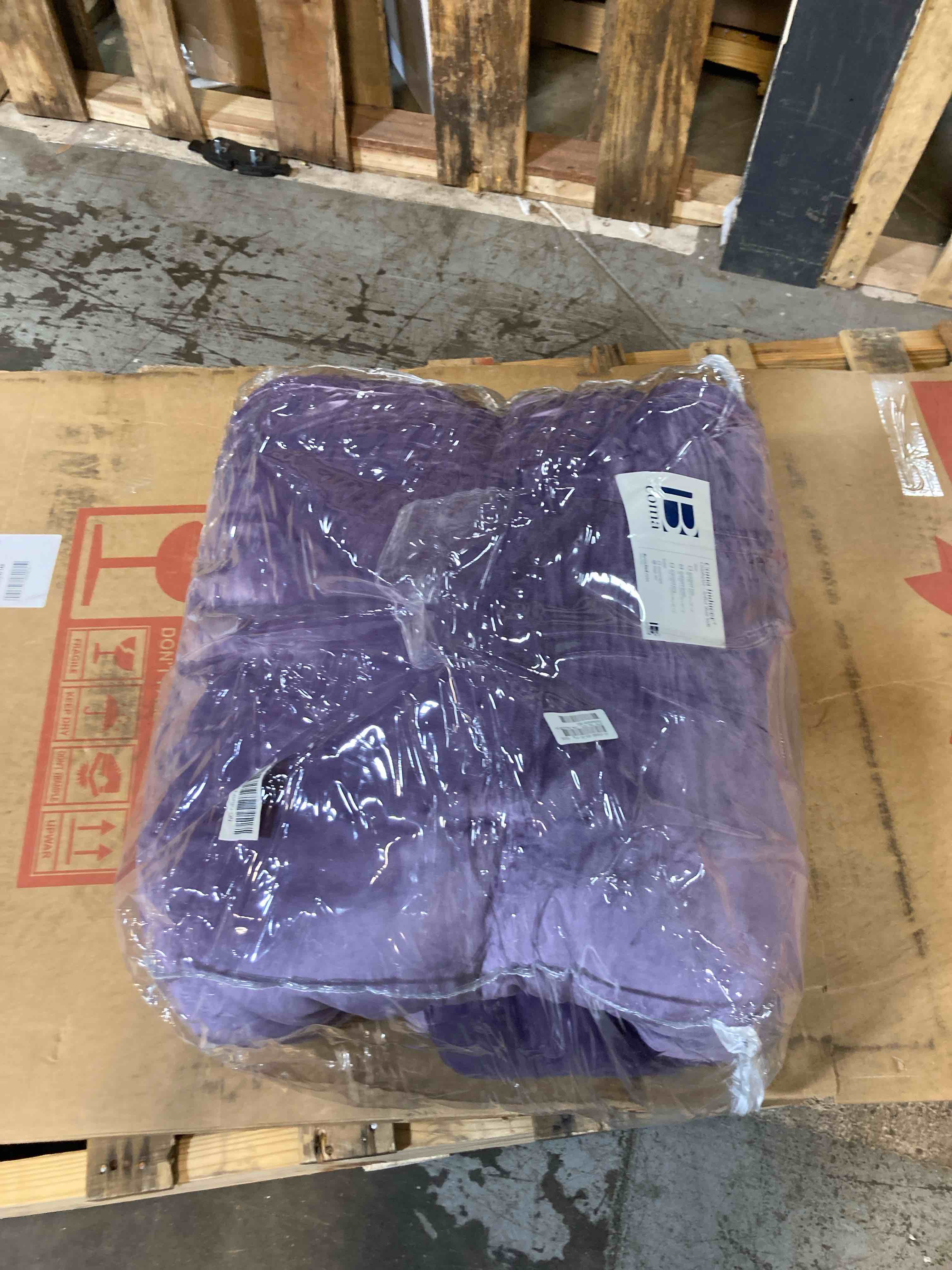 https://s3.amazonaws.com/lotting-images-prod/phillipi/RED6537722_1728934772741.jpeg