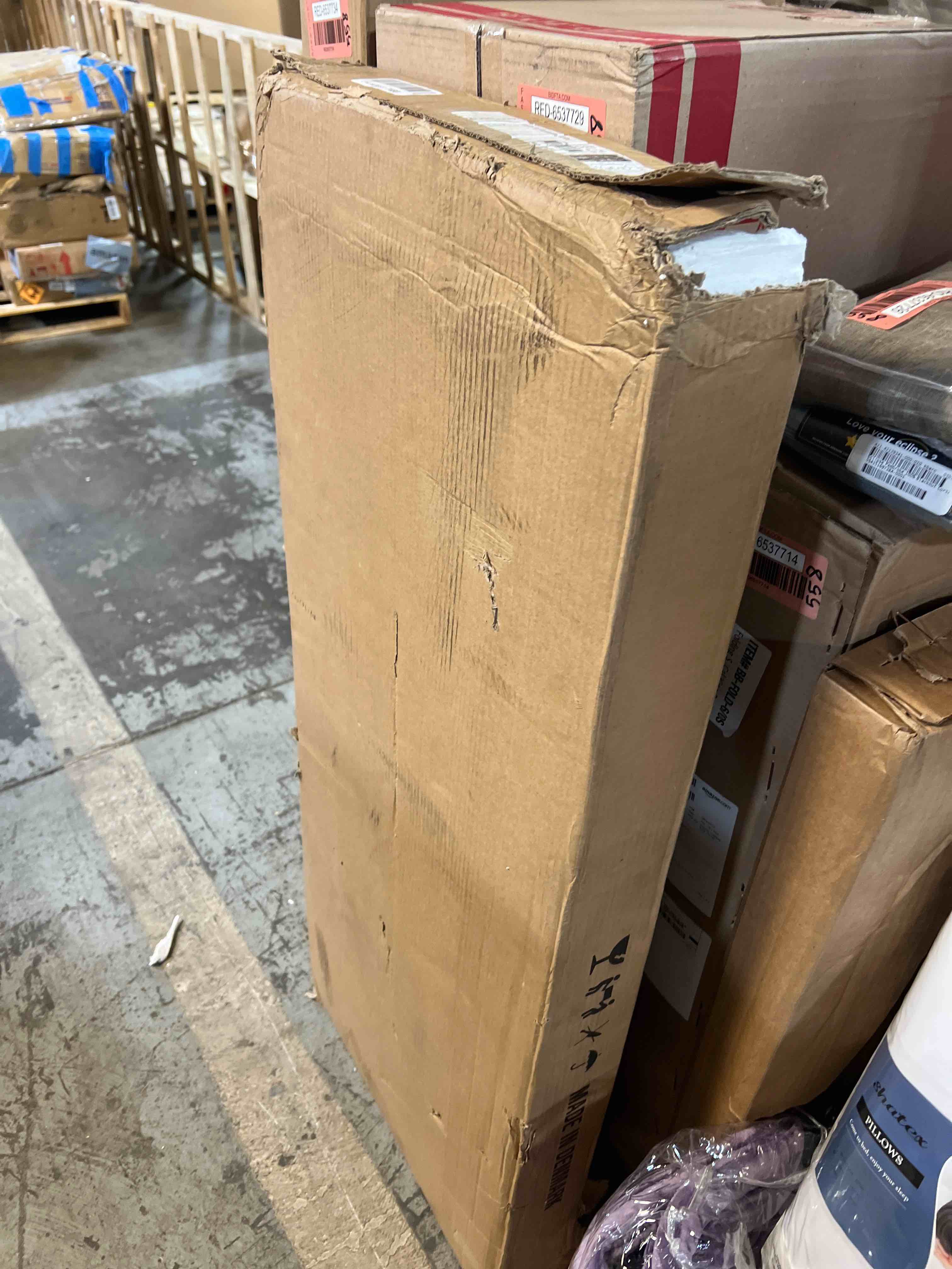 https://s3.amazonaws.com/lotting-images-prod/phillipi/RED6537735_1728937598240.jpeg