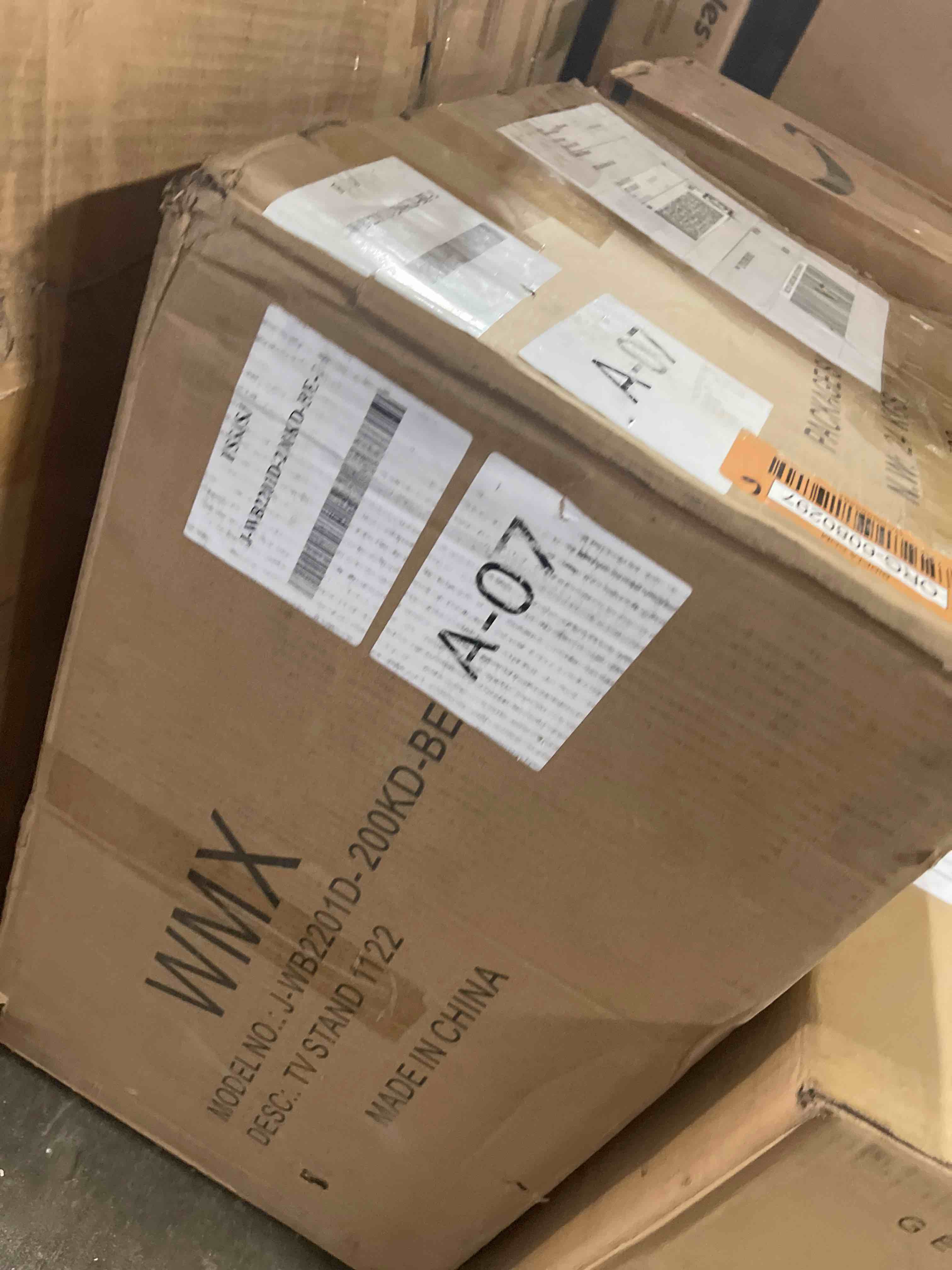 https://s3.amazonaws.com/lotting-images-prod/phillipi/RED6541036_1719242633439.jpeg