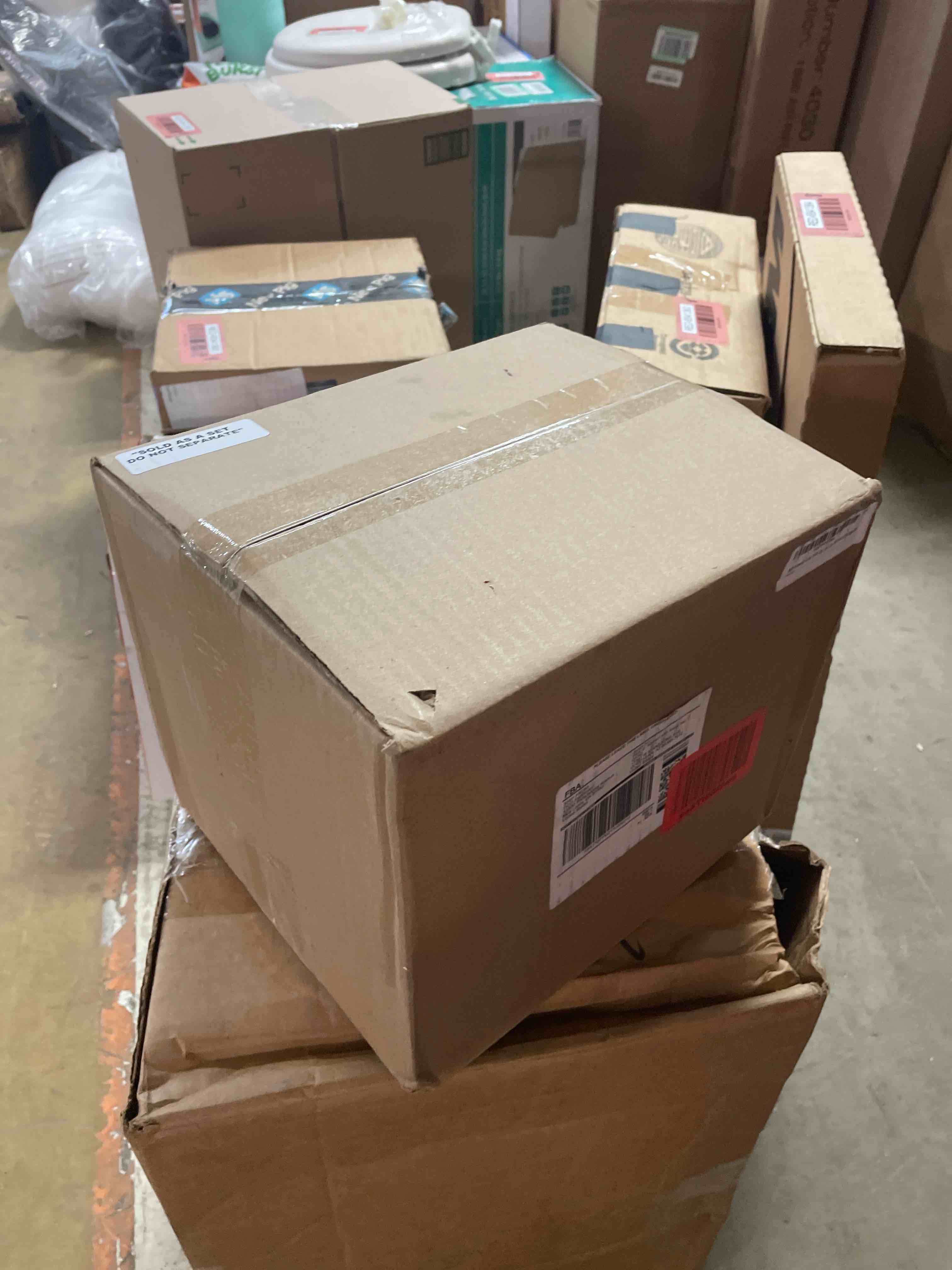 https://s3.amazonaws.com/lotting-images-prod/phillipi/RED6541365_1719862725257.jpeg