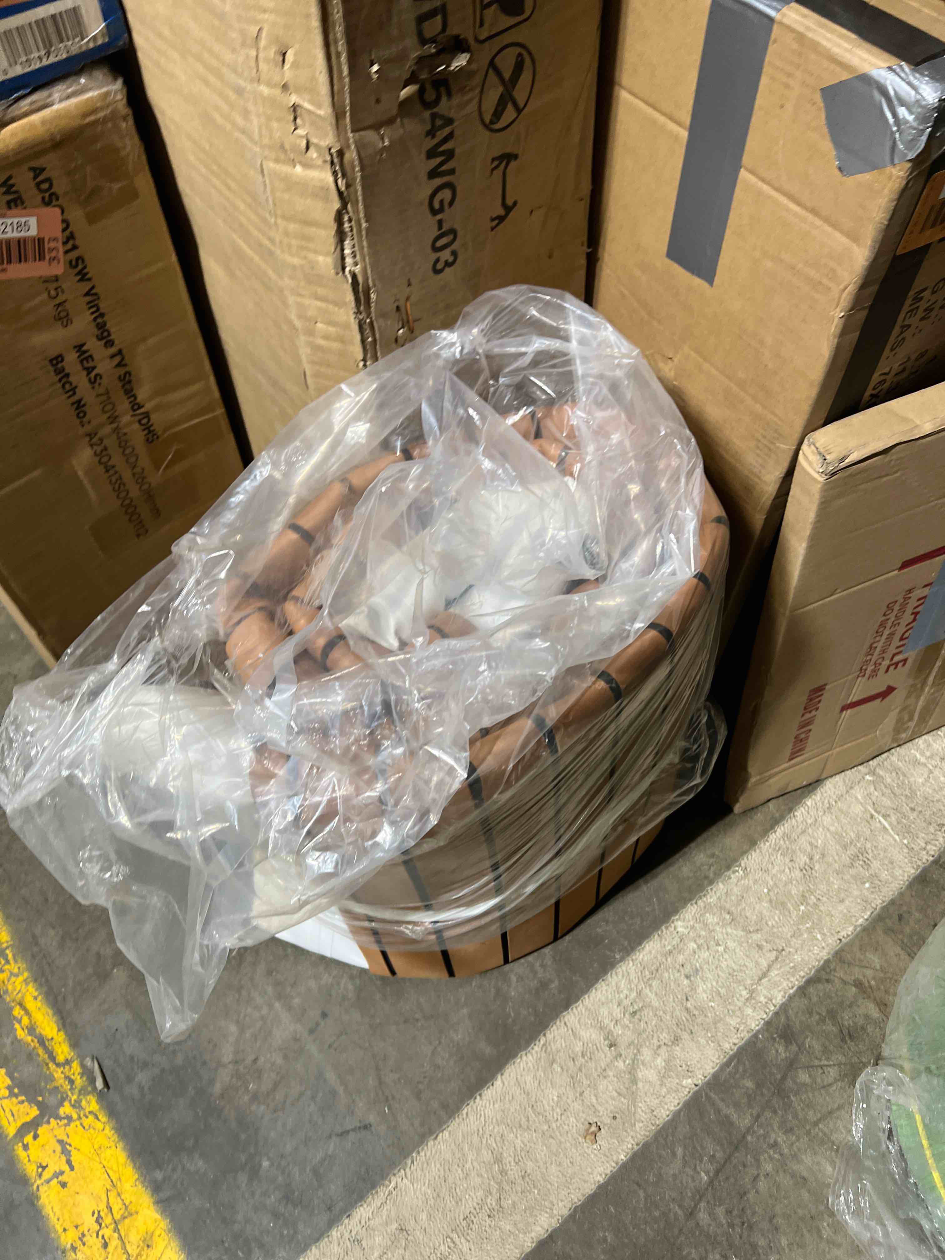 https://s3.amazonaws.com/lotting-images-prod/phillipi/RED6542187_1724777941601.jpeg