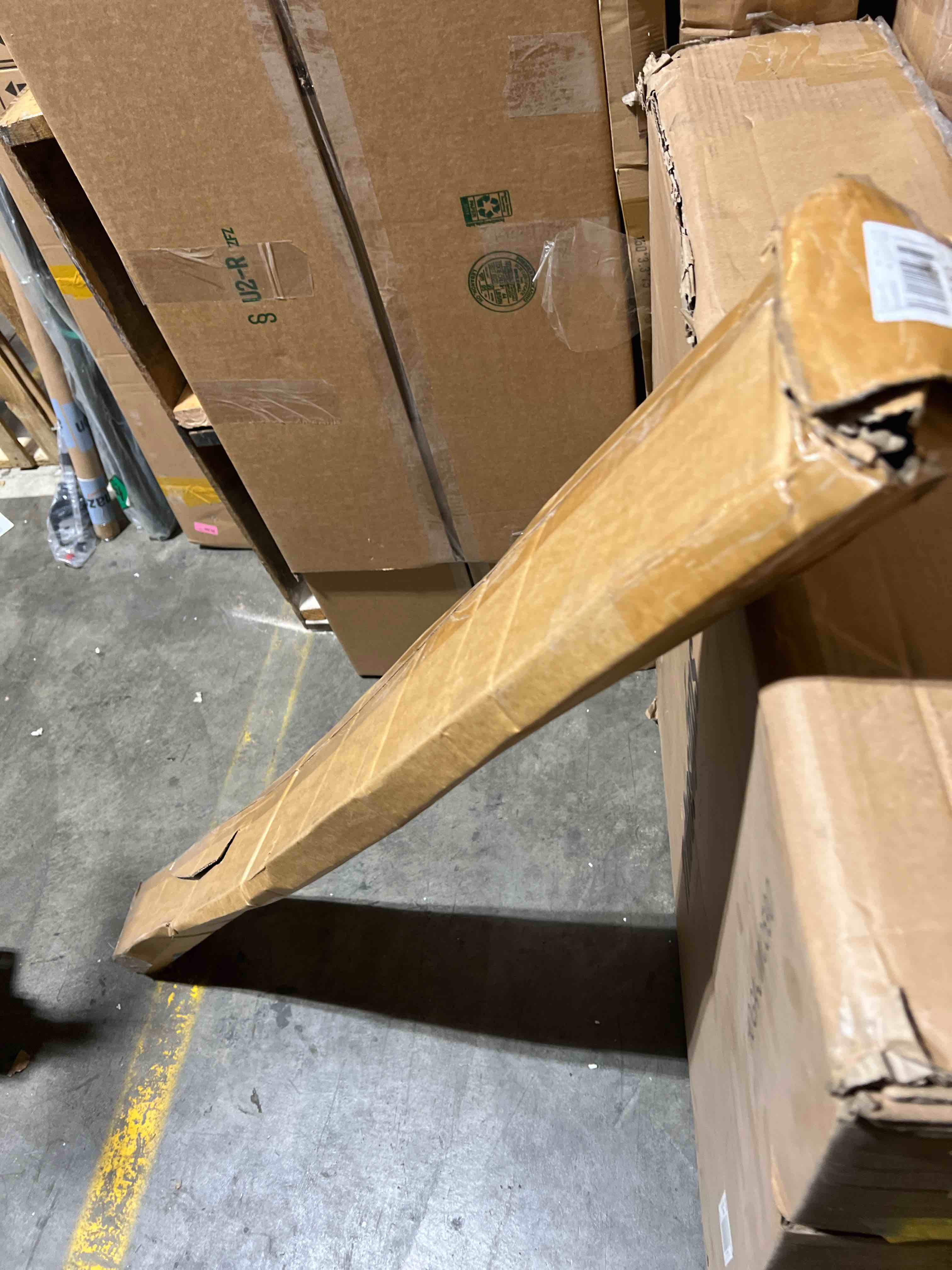 https://s3.amazonaws.com/lotting-images-prod/phillipi/RED6542204_1724780895995.jpeg
