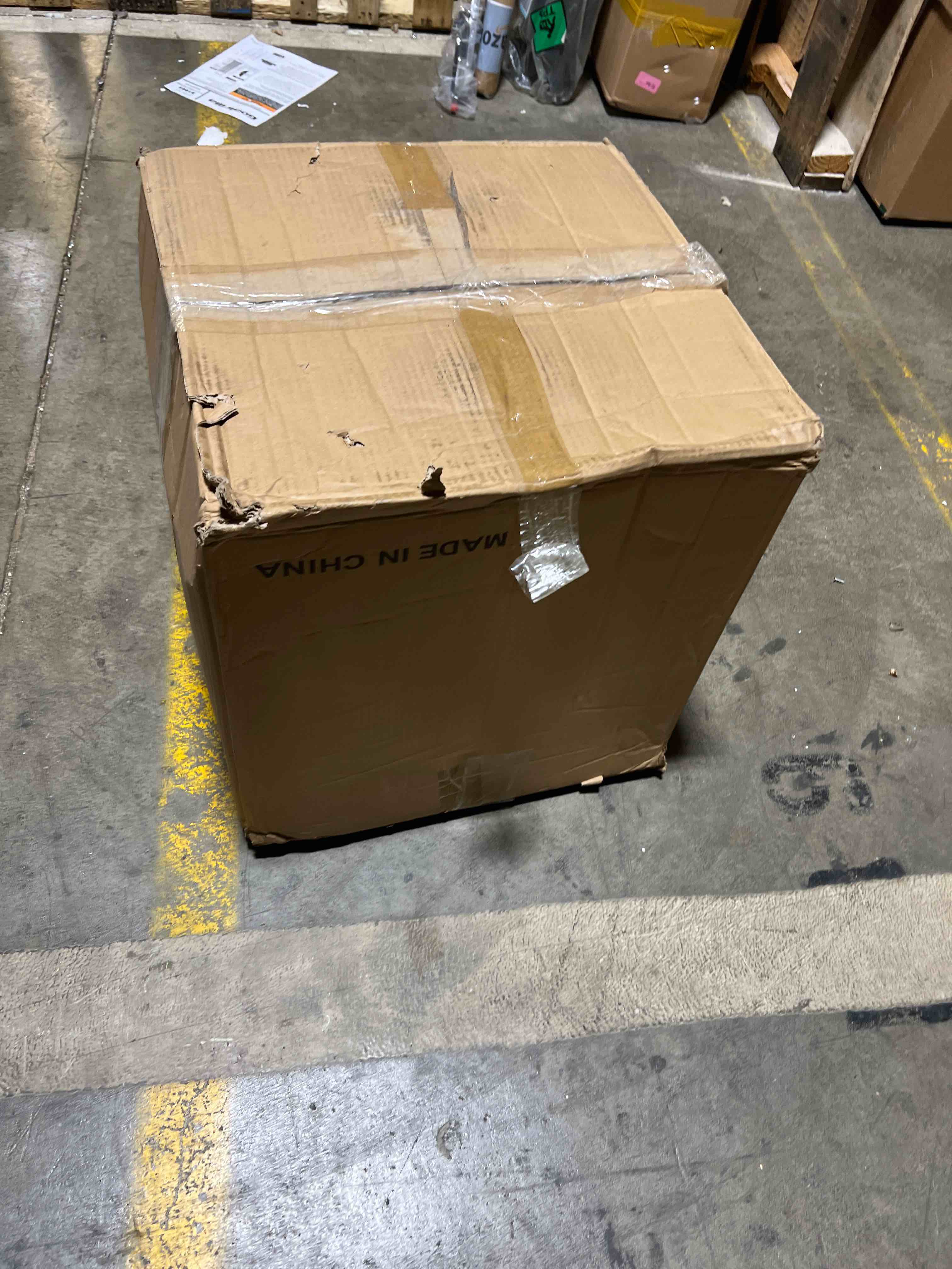 https://s3.amazonaws.com/lotting-images-prod/phillipi/RED6542210_1724781709909.jpeg