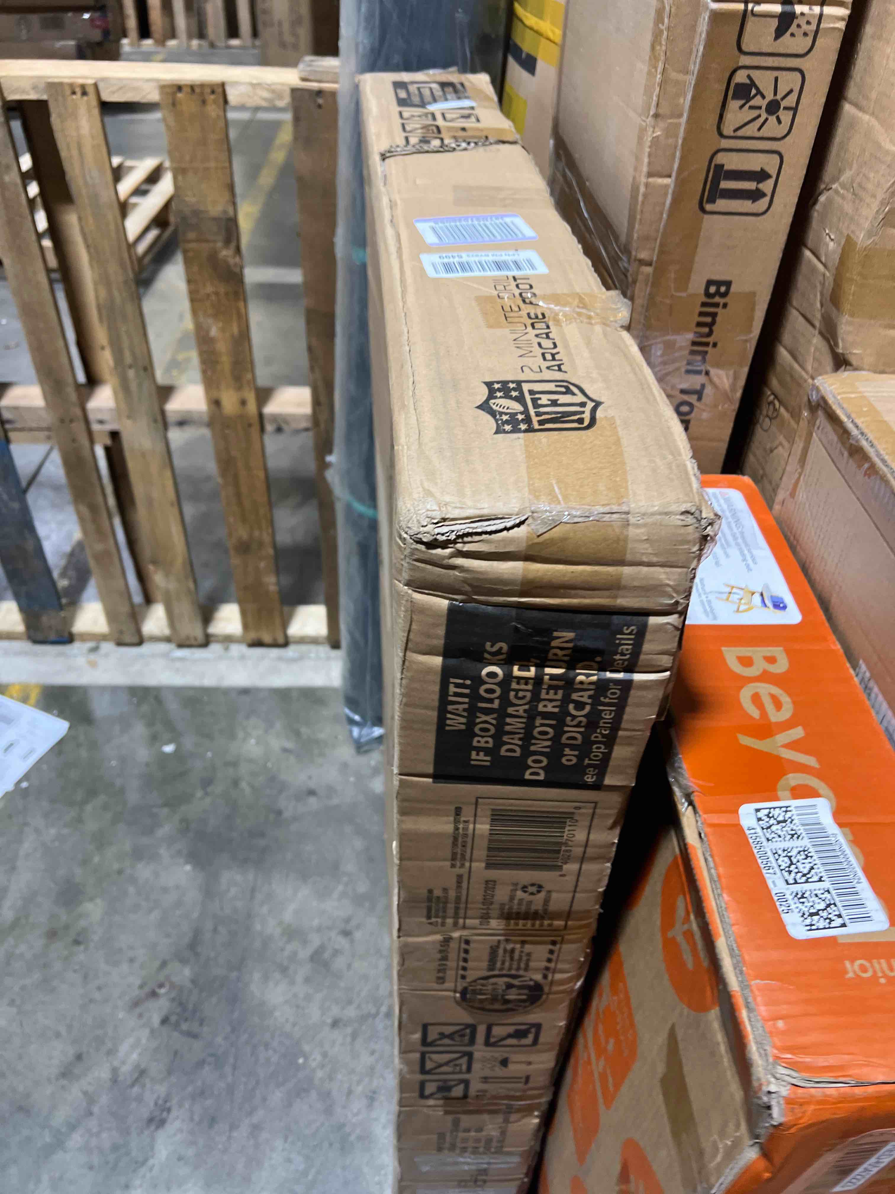 https://s3.amazonaws.com/lotting-images-prod/phillipi/RED6542226_1724783404773.jpeg