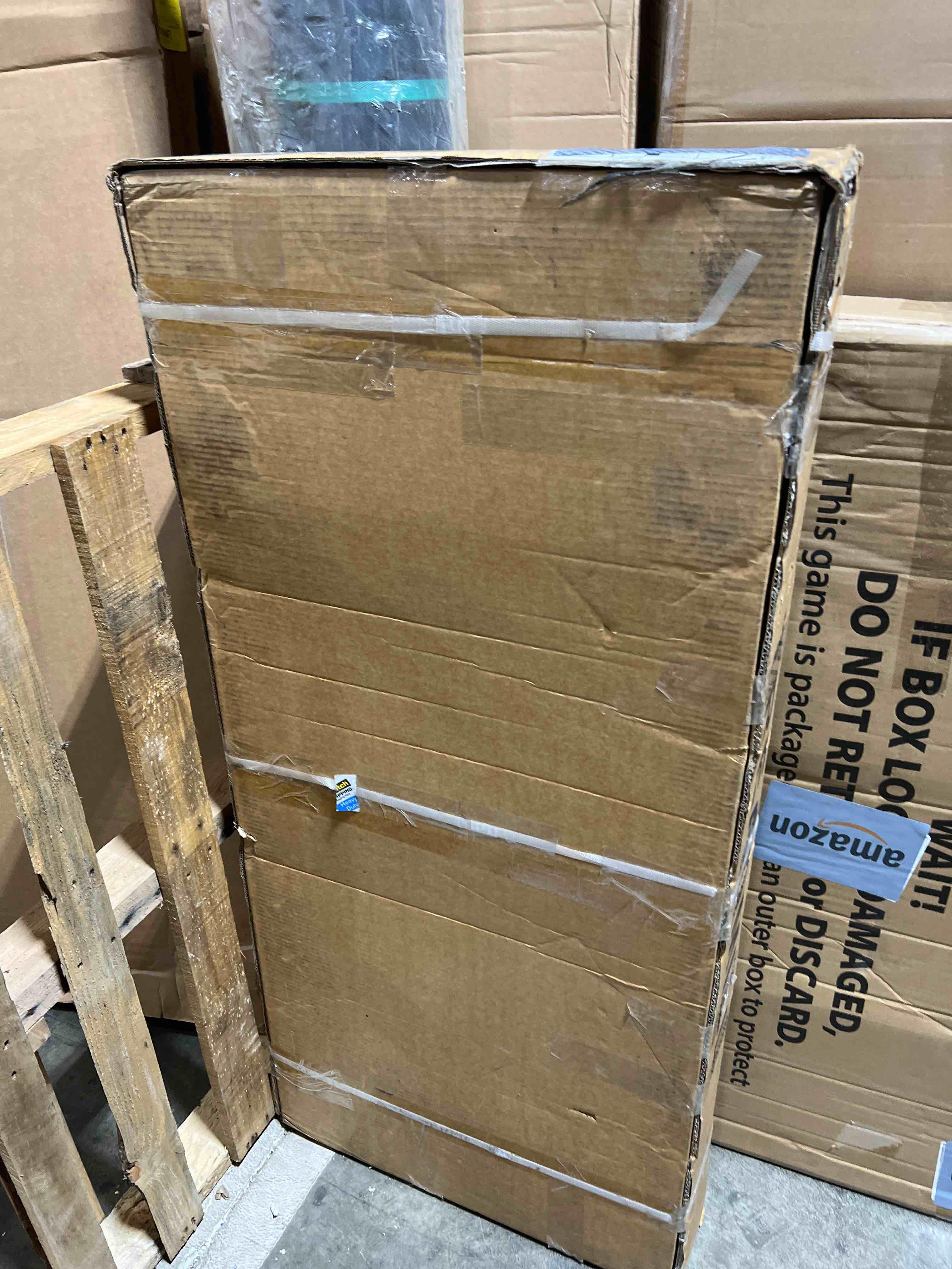 https://s3.amazonaws.com/lotting-images-prod/phillipi/RED6542227_1724783860481.jpeg
