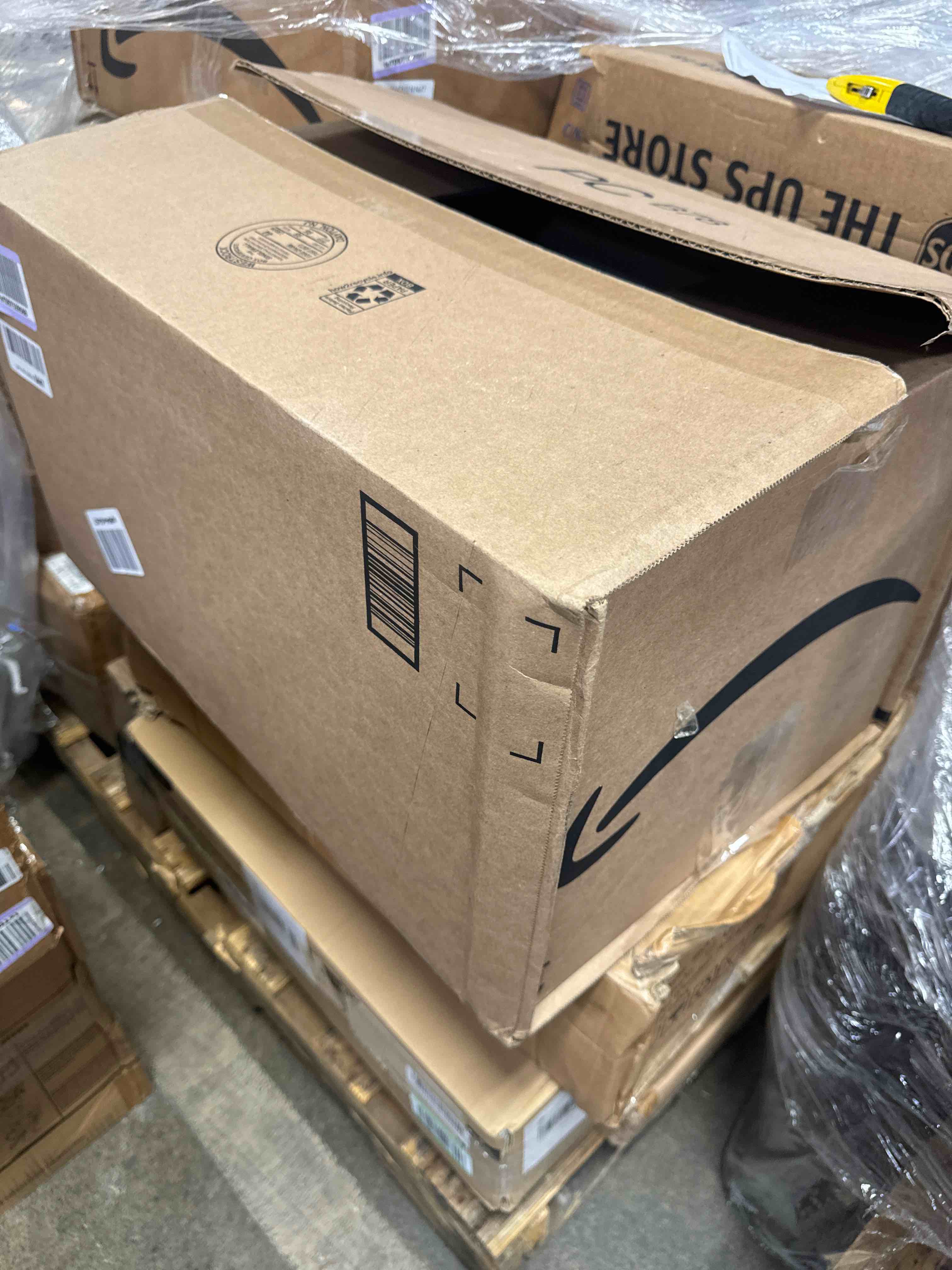 https://s3.amazonaws.com/lotting-images-prod/phillipi/RED6542317_1724434055516.jpeg