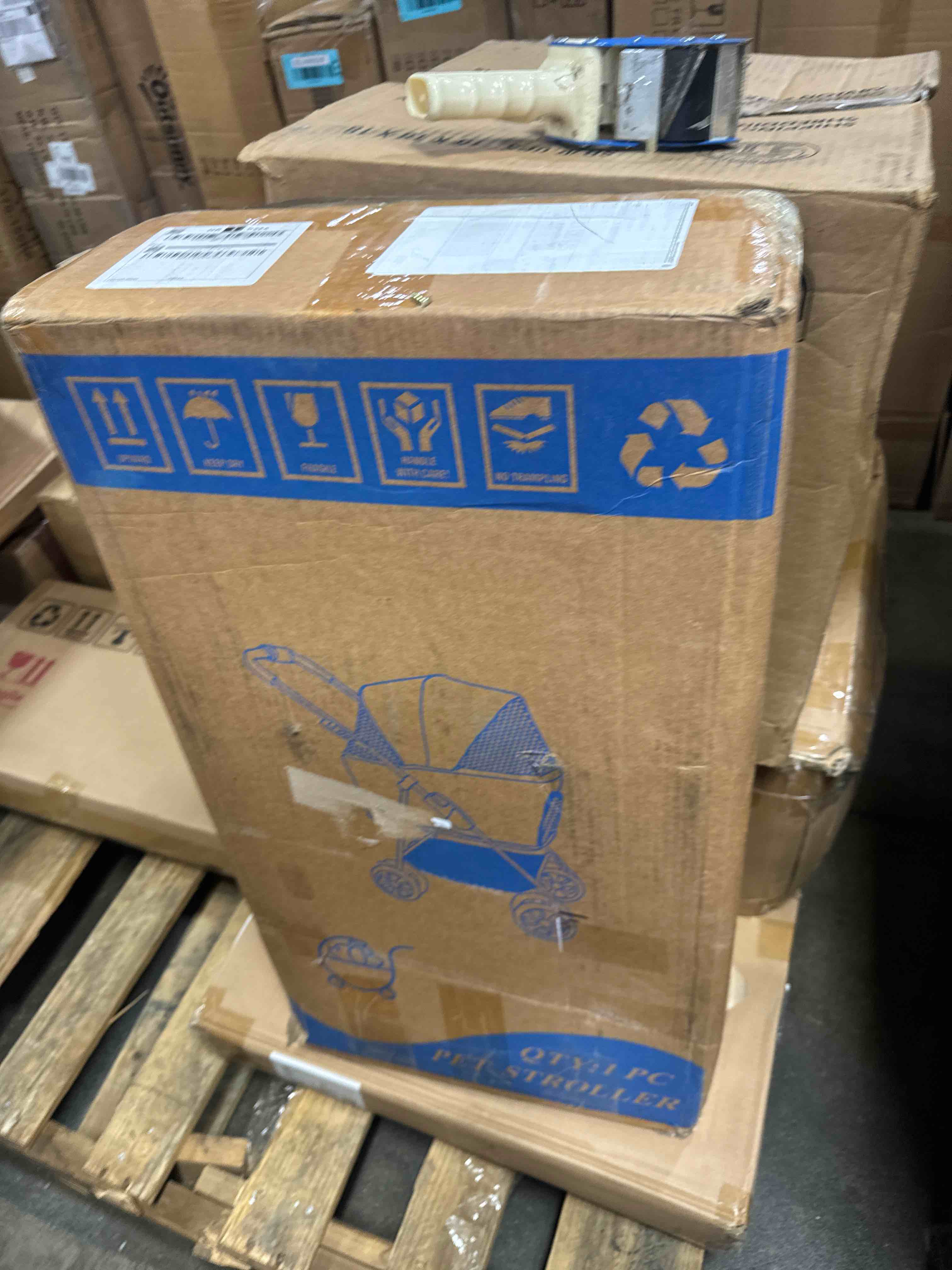 https://s3.amazonaws.com/lotting-images-prod/phillipi/RED6542329_1724435087950.jpeg