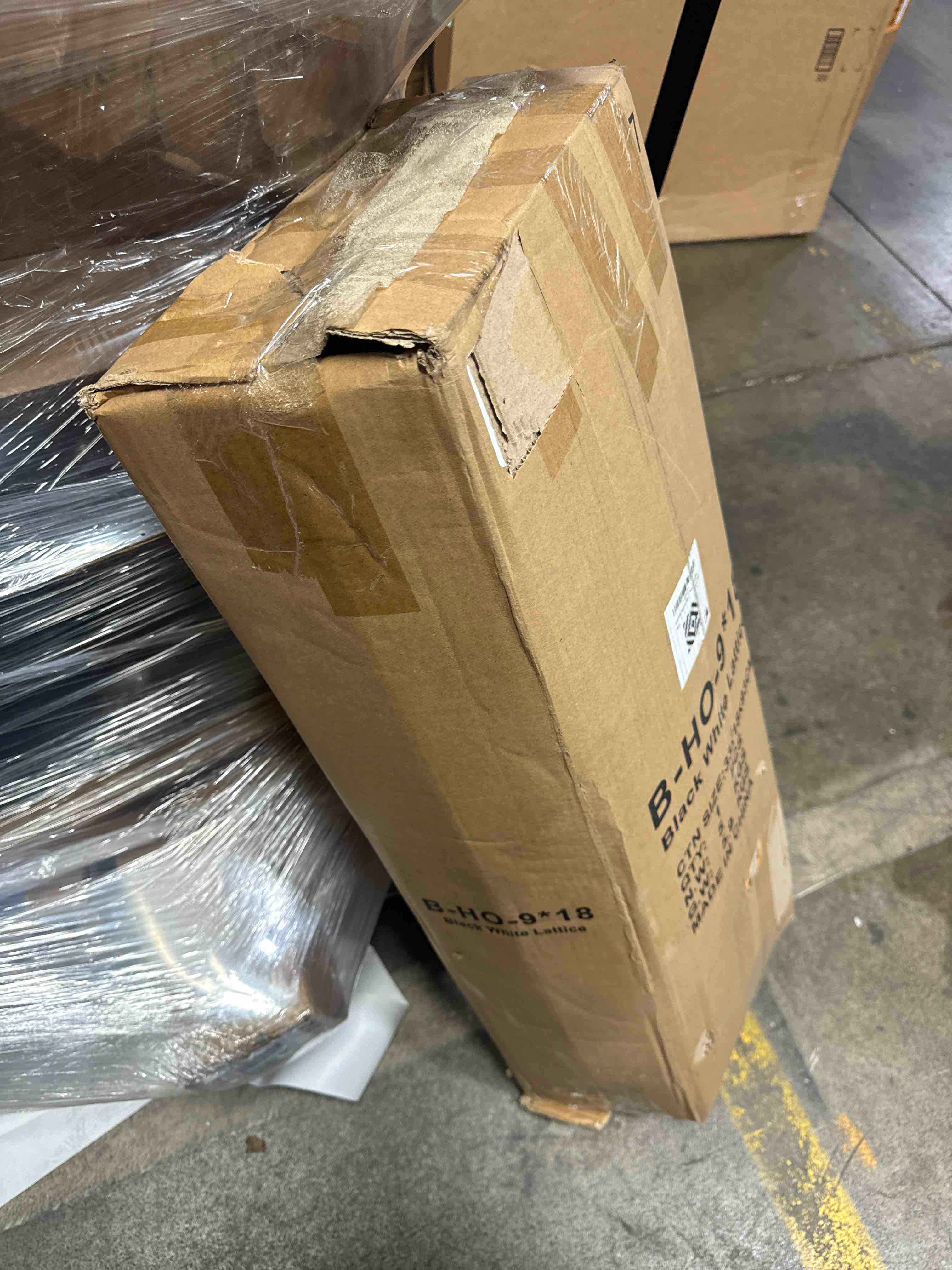 https://s3.amazonaws.com/lotting-images-prod/phillipi/RED6542336_1724446188456.jpeg