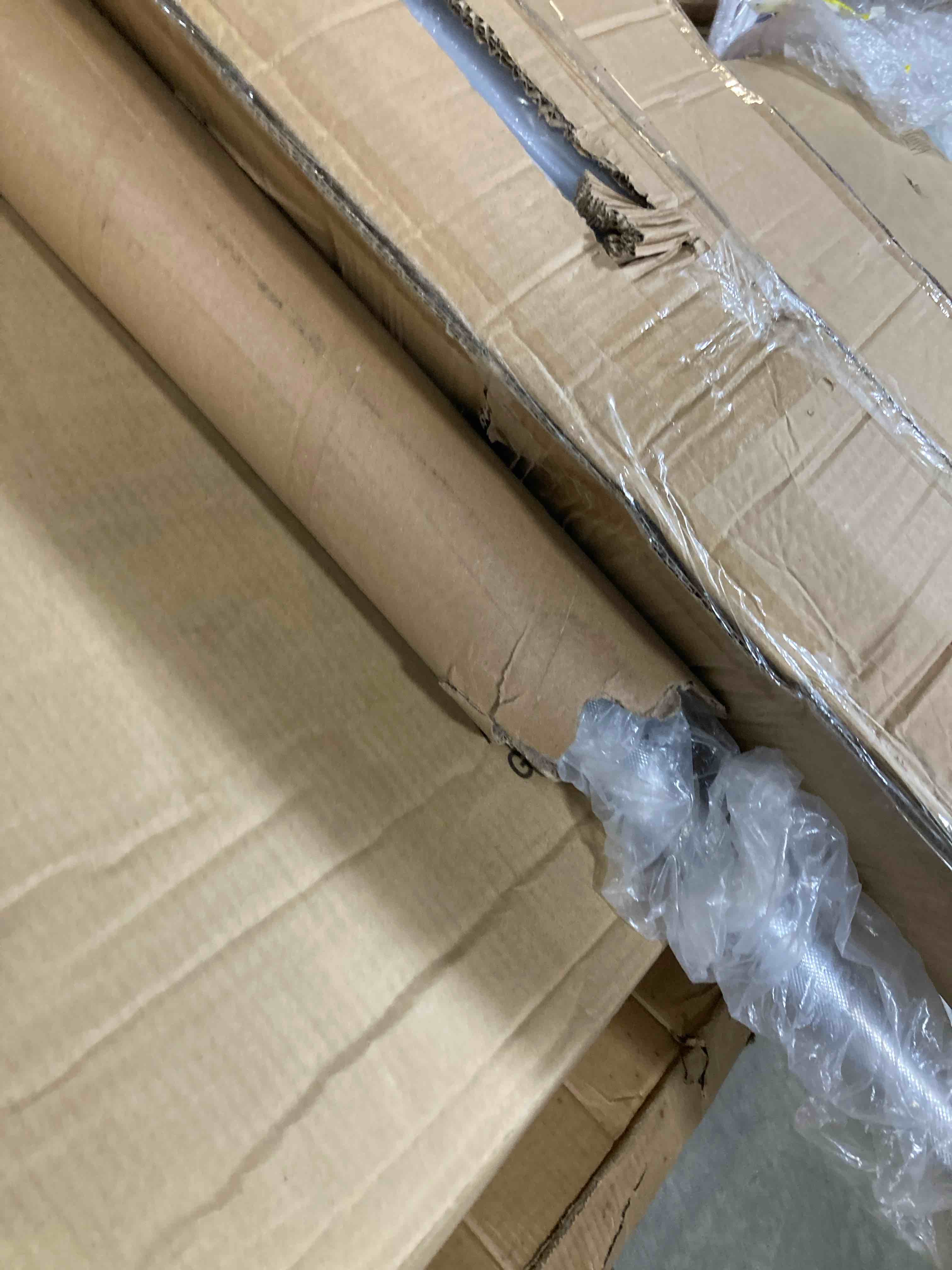 https://s3.amazonaws.com/lotting-images-prod/phillipi/RED6542520_1725382244847.jpeg