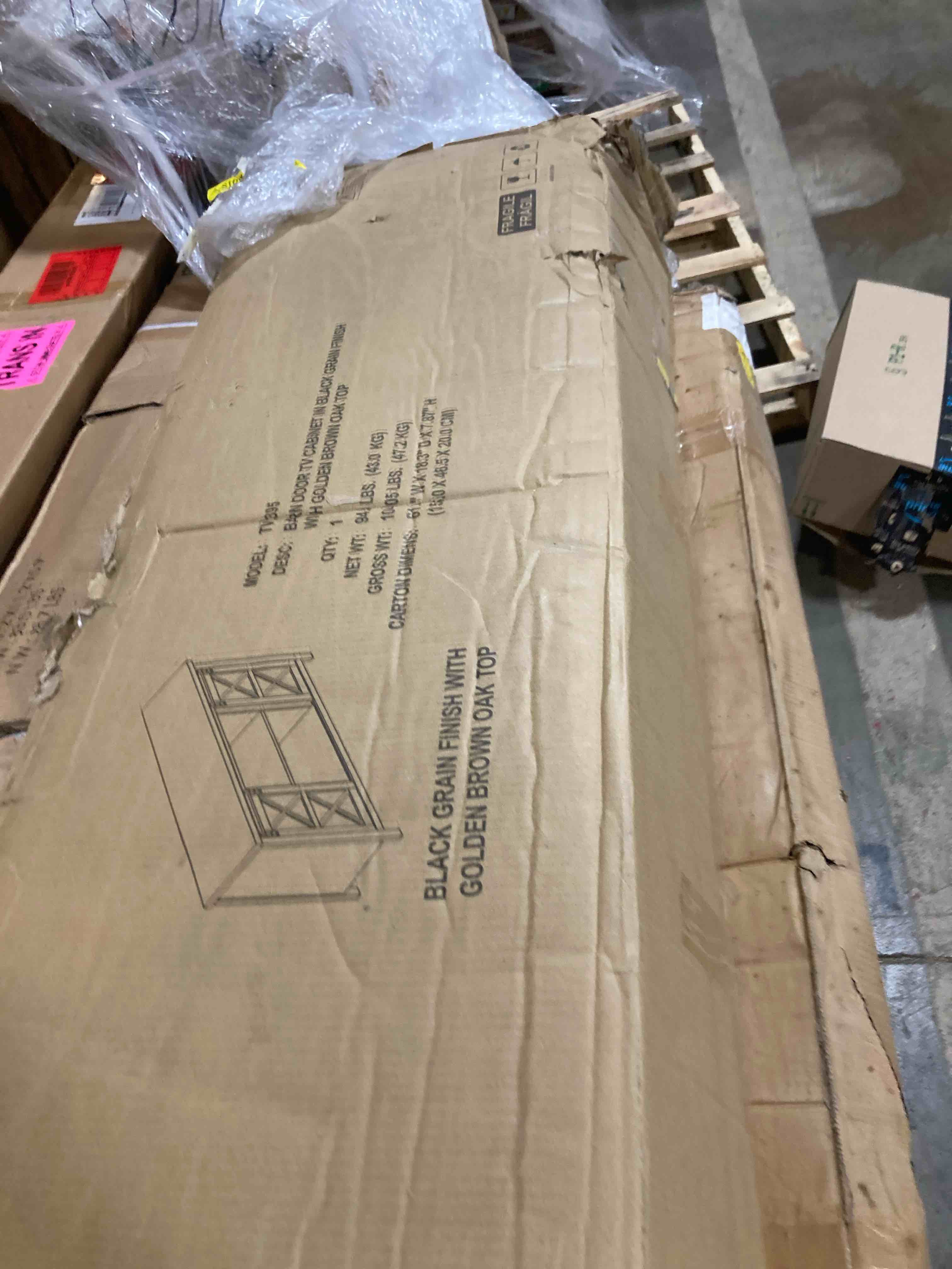 https://s3.amazonaws.com/lotting-images-prod/phillipi/RED6542523_1725382794414.jpeg