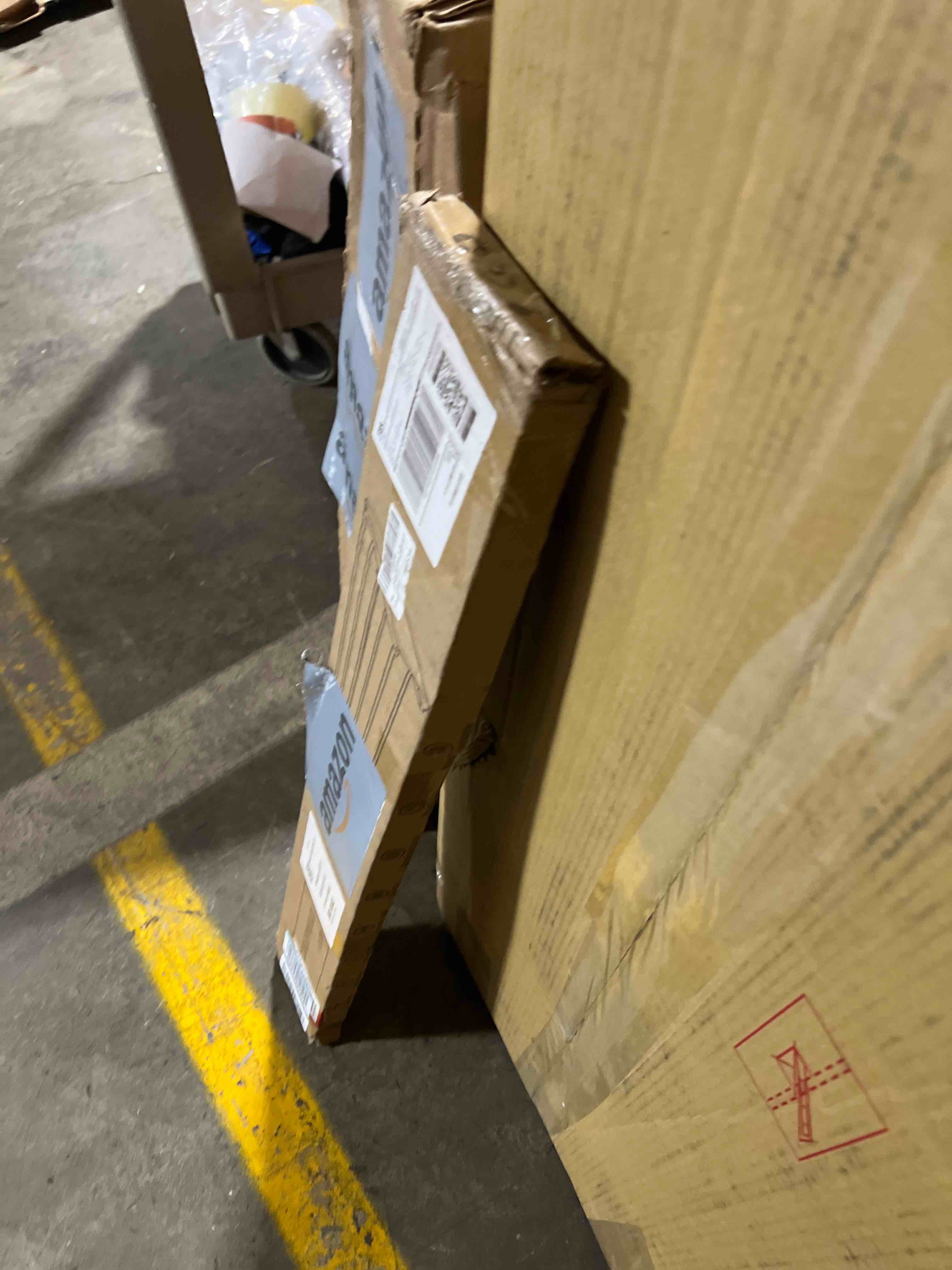 https://s3.amazonaws.com/lotting-images-prod/phillipi/RED6542779_1725817451762.jpeg