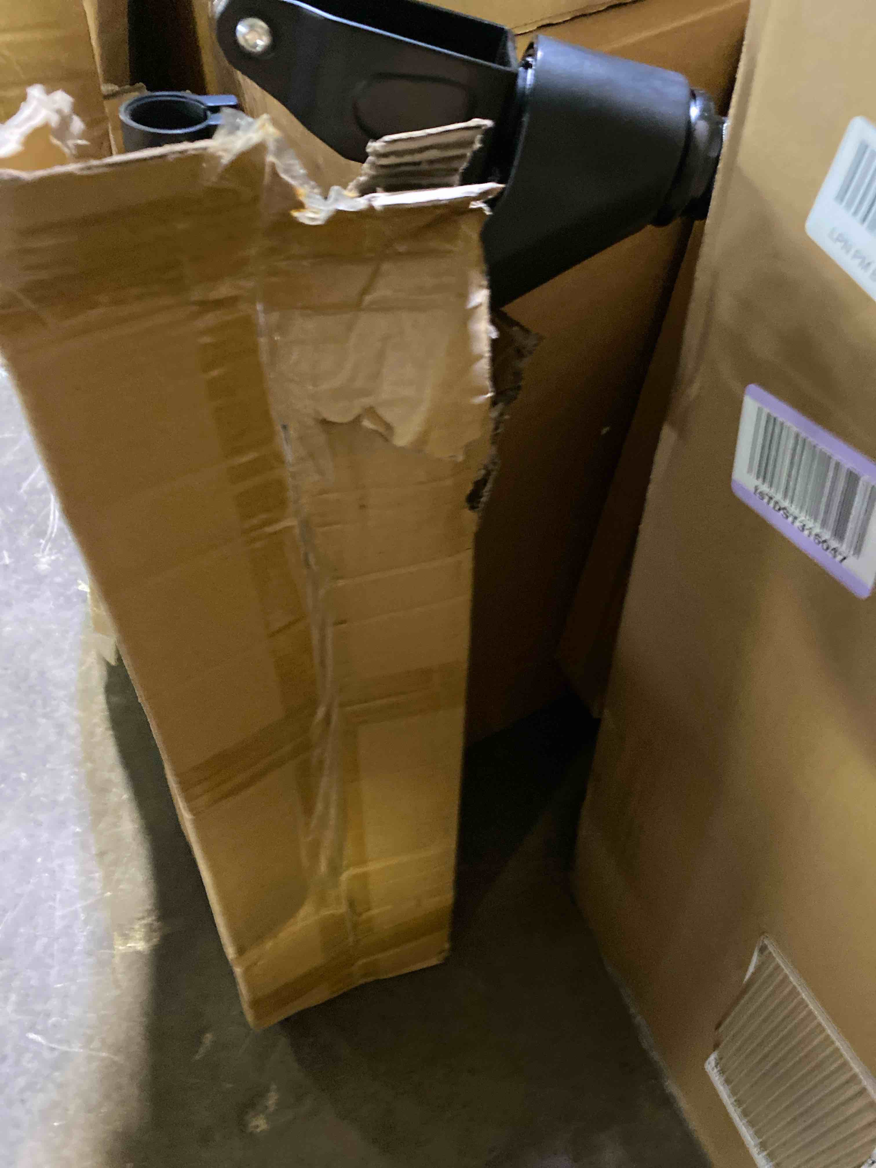 https://s3.amazonaws.com/lotting-images-prod/phillipi/RED6544106_1721418756297.jpeg