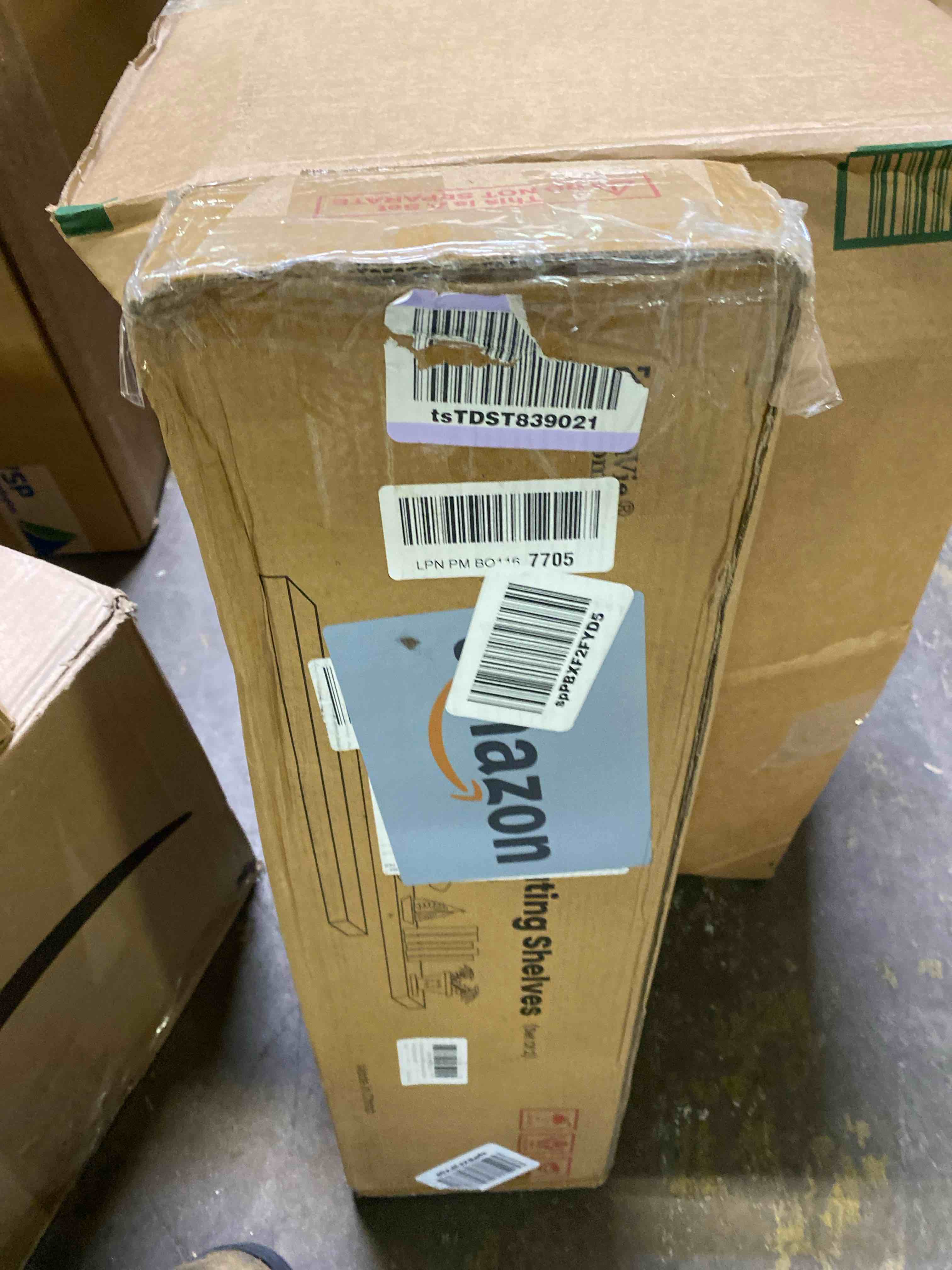 https://s3.amazonaws.com/lotting-images-prod/phillipi/RED6544117_1721420400349.jpeg