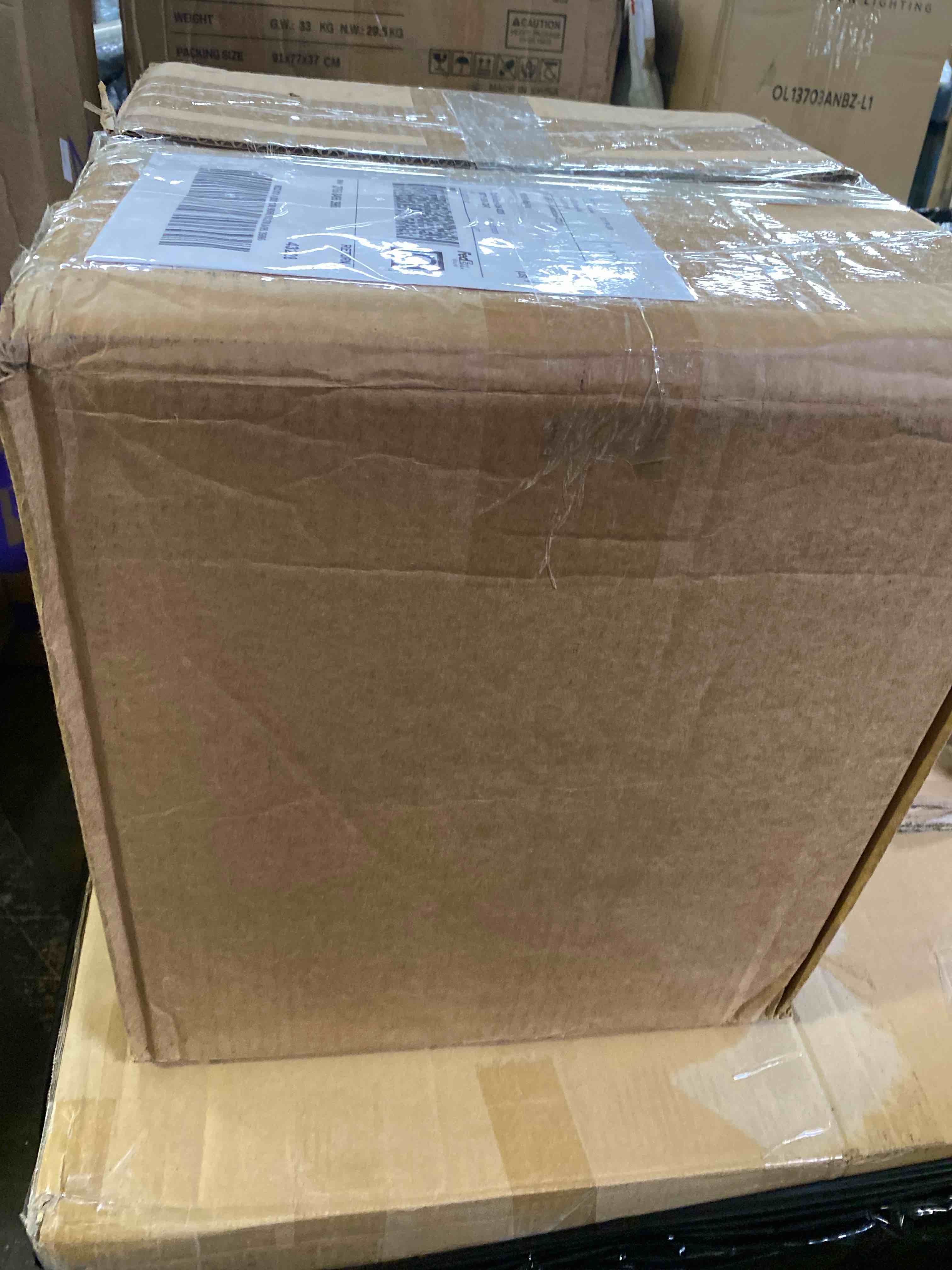 https://s3.amazonaws.com/lotting-images-prod/phillipi/RED6544141_1721660411082.jpeg