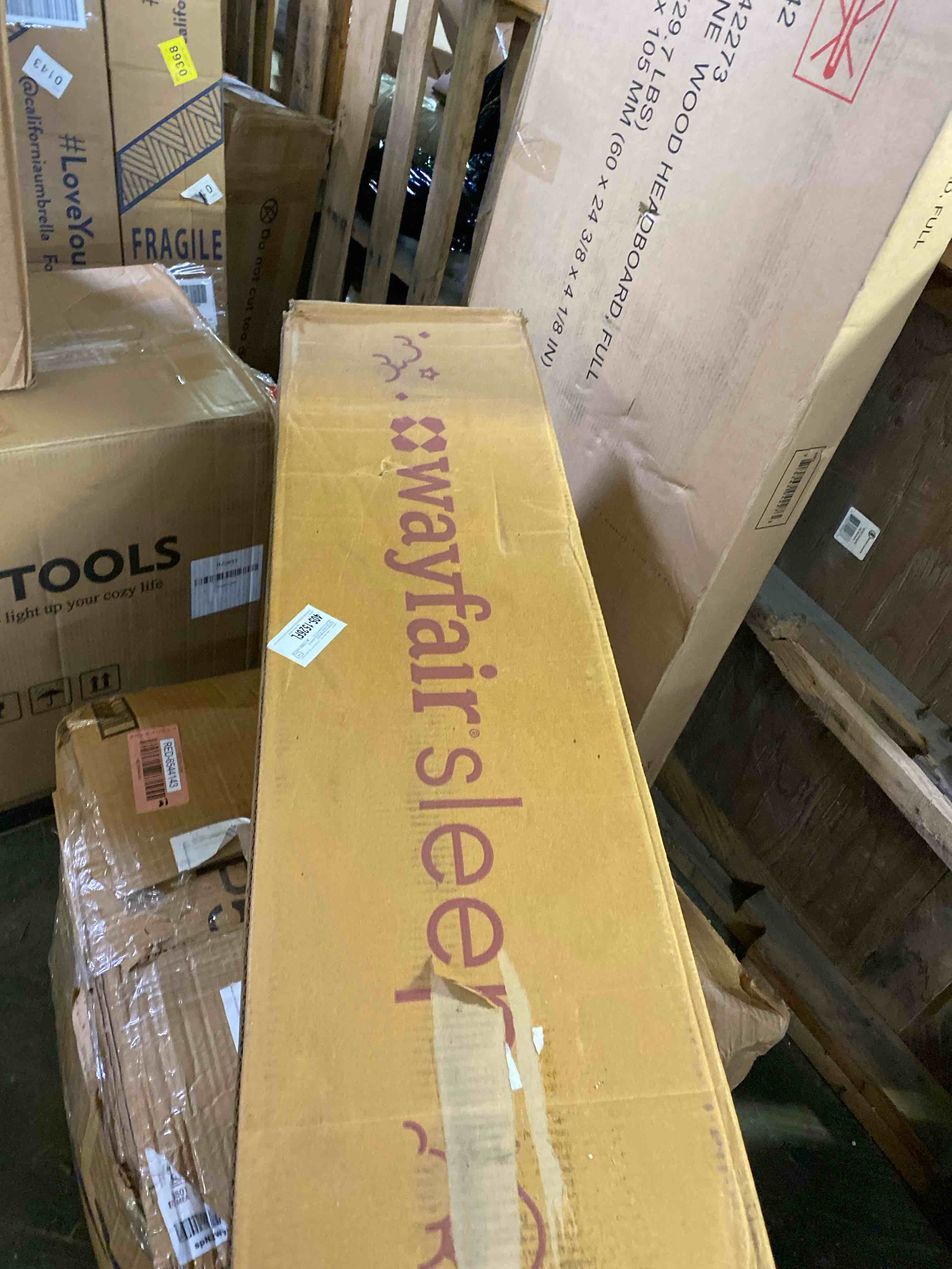 https://s3.amazonaws.com/lotting-images-prod/phillipi/RED6544144_1721660742312.jpeg