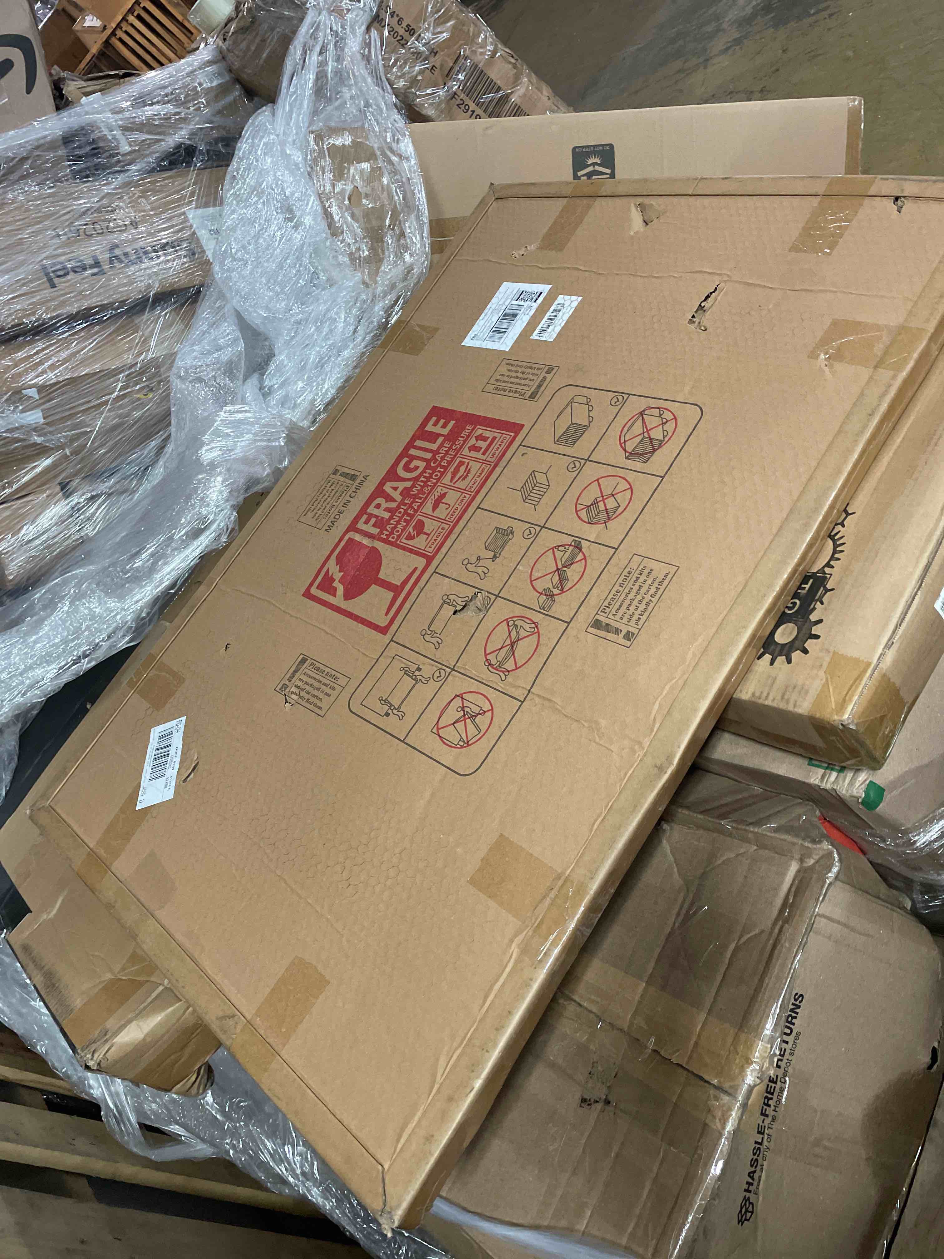 https://s3.amazonaws.com/lotting-images-prod/phillipi/RED6544222_1721678984954.jpeg
