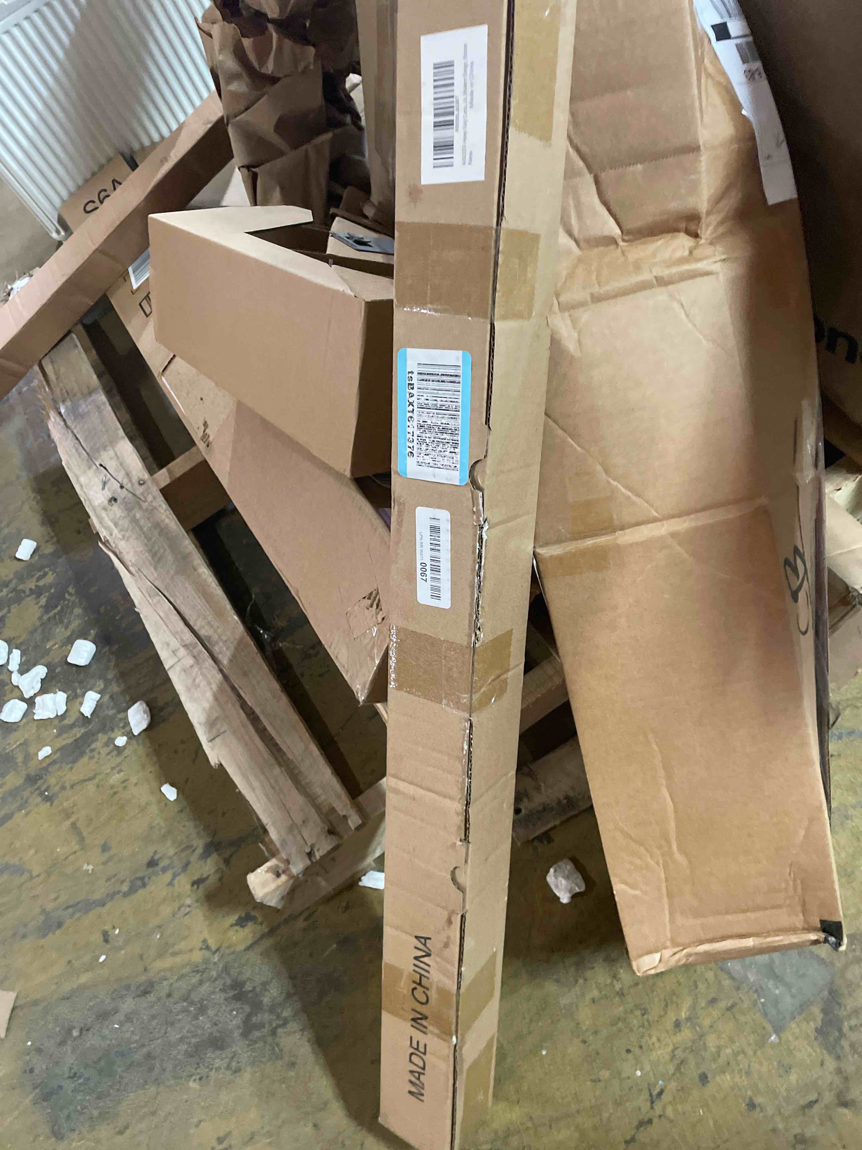 https://s3.amazonaws.com/lotting-images-prod/phillipi/RED6544471_1721763297313.jpeg