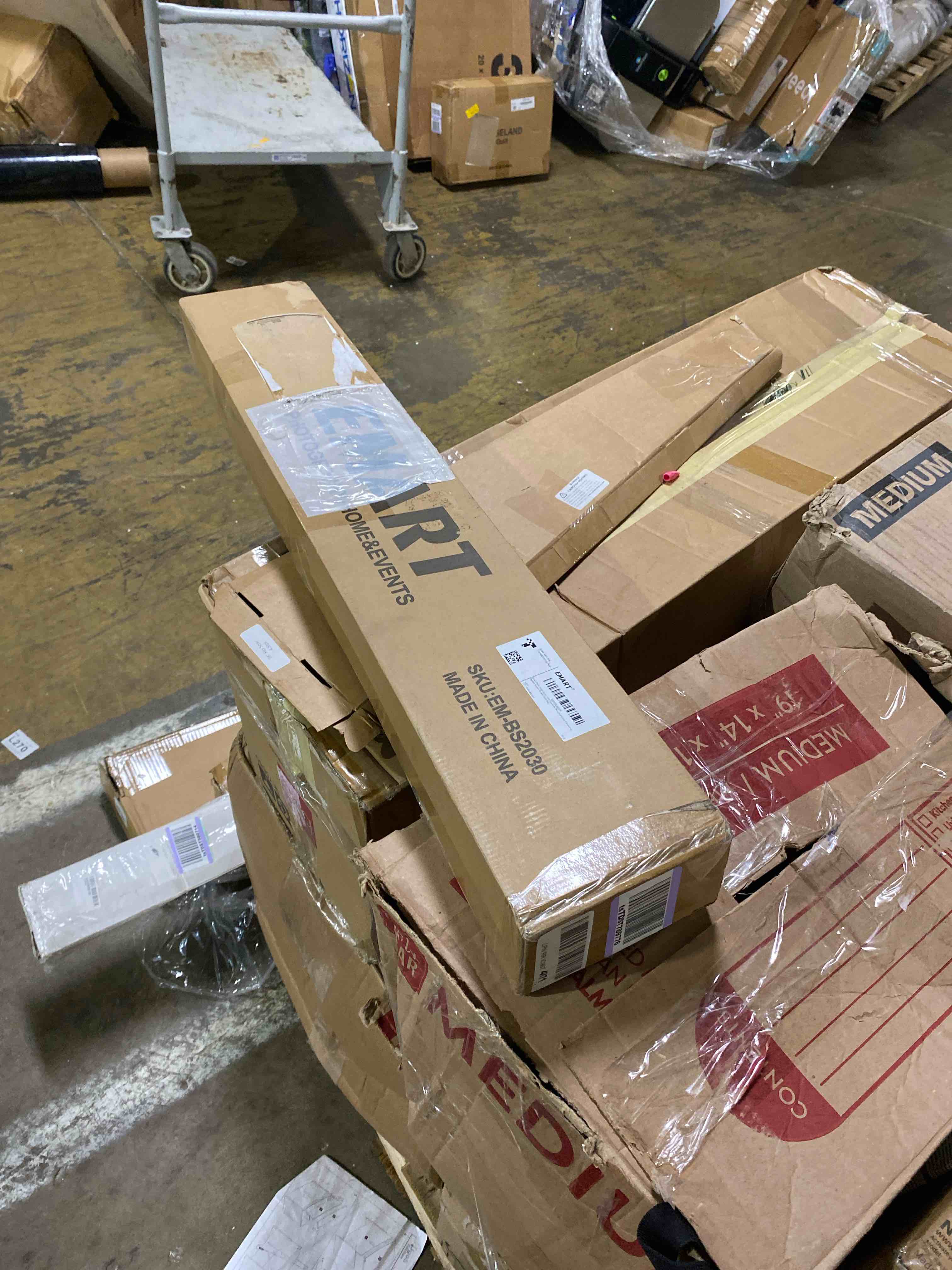 https://s3.amazonaws.com/lotting-images-prod/phillipi/RED6544846_1722279845208.jpeg