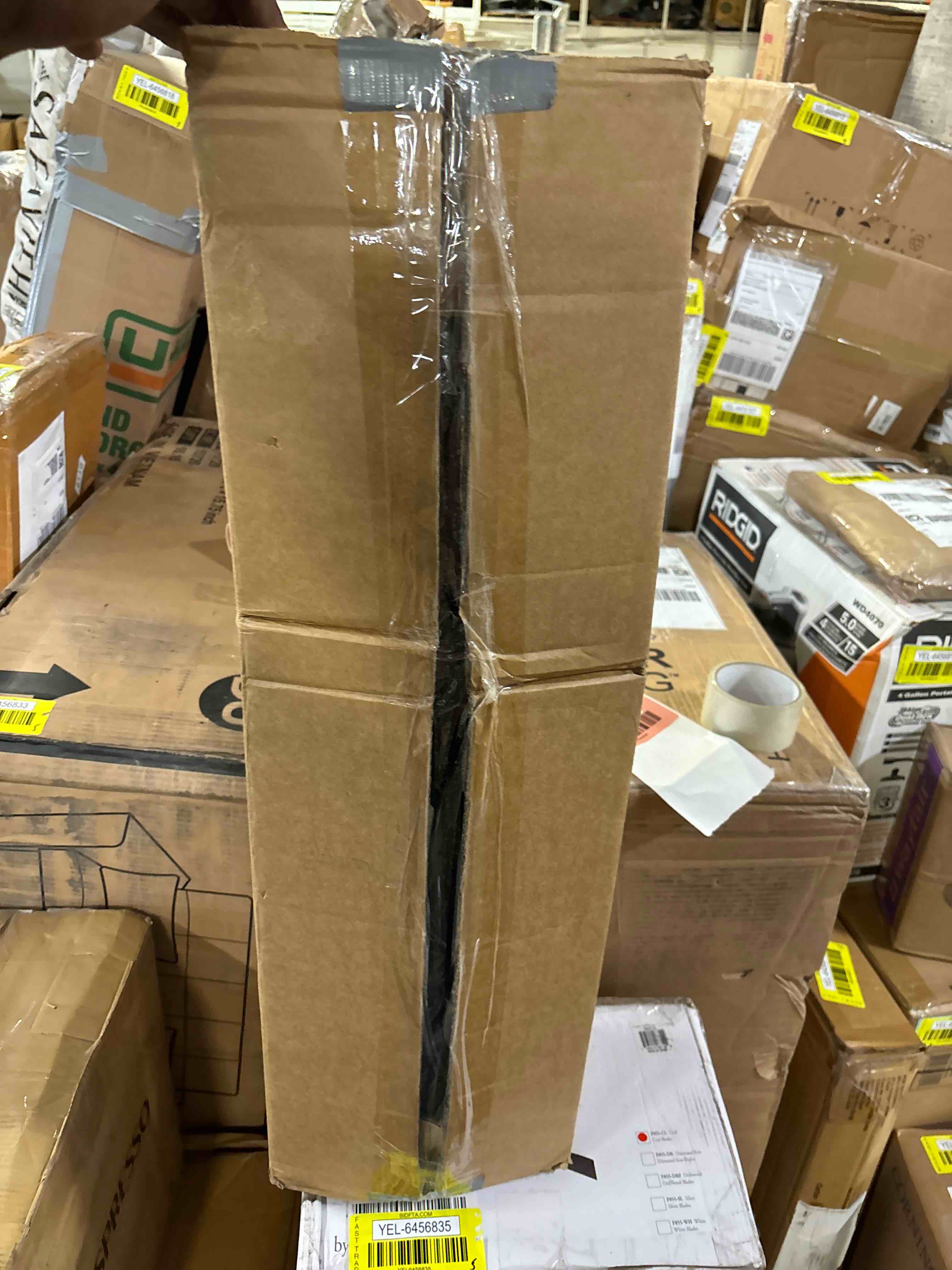 https://s3.amazonaws.com/lotting-images-prod/phillipi/RED6544997_1722629580319.jpeg