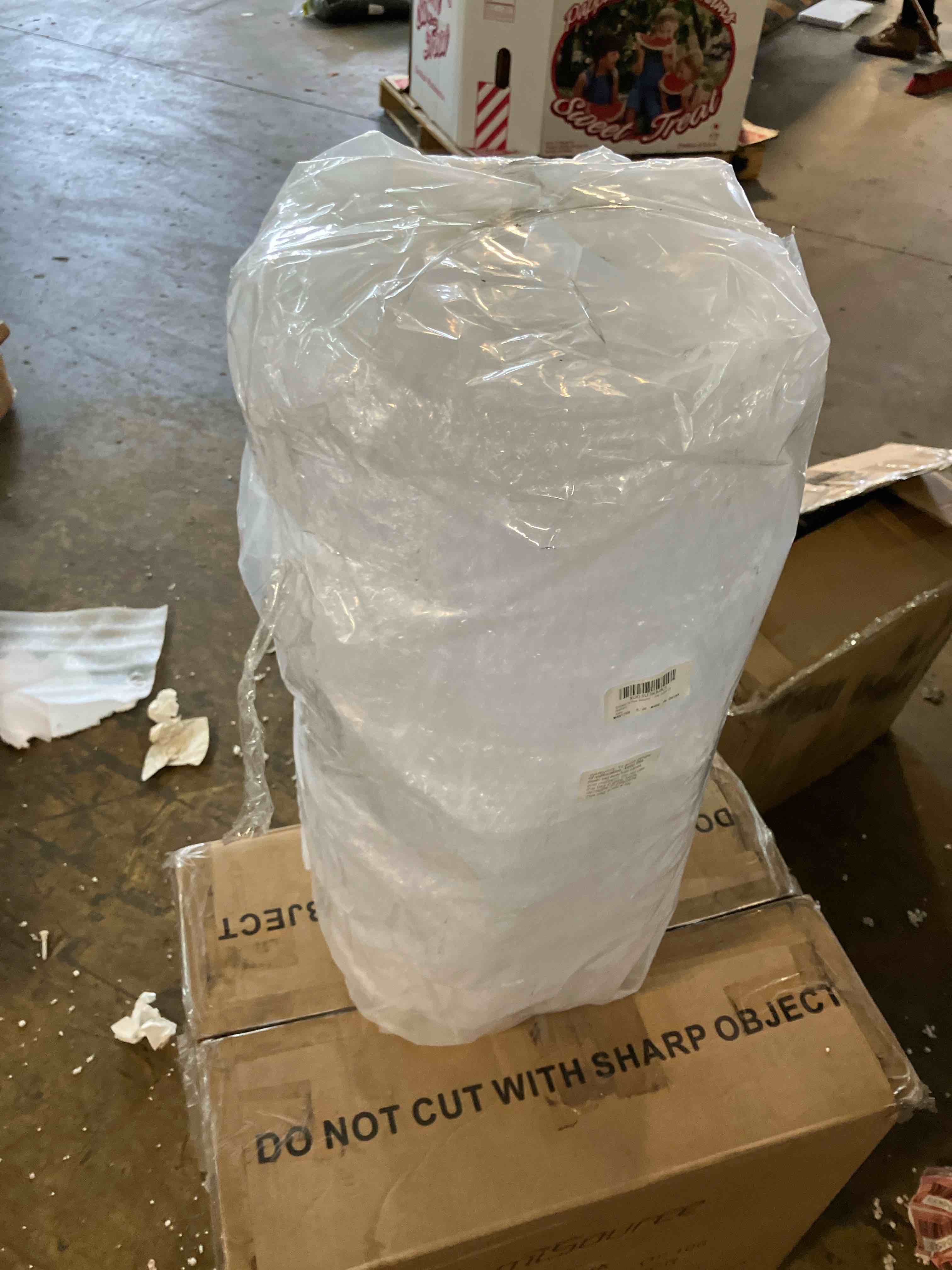 https://s3.amazonaws.com/lotting-images-prod/phillipi/RED6545266_1722871678440.jpeg