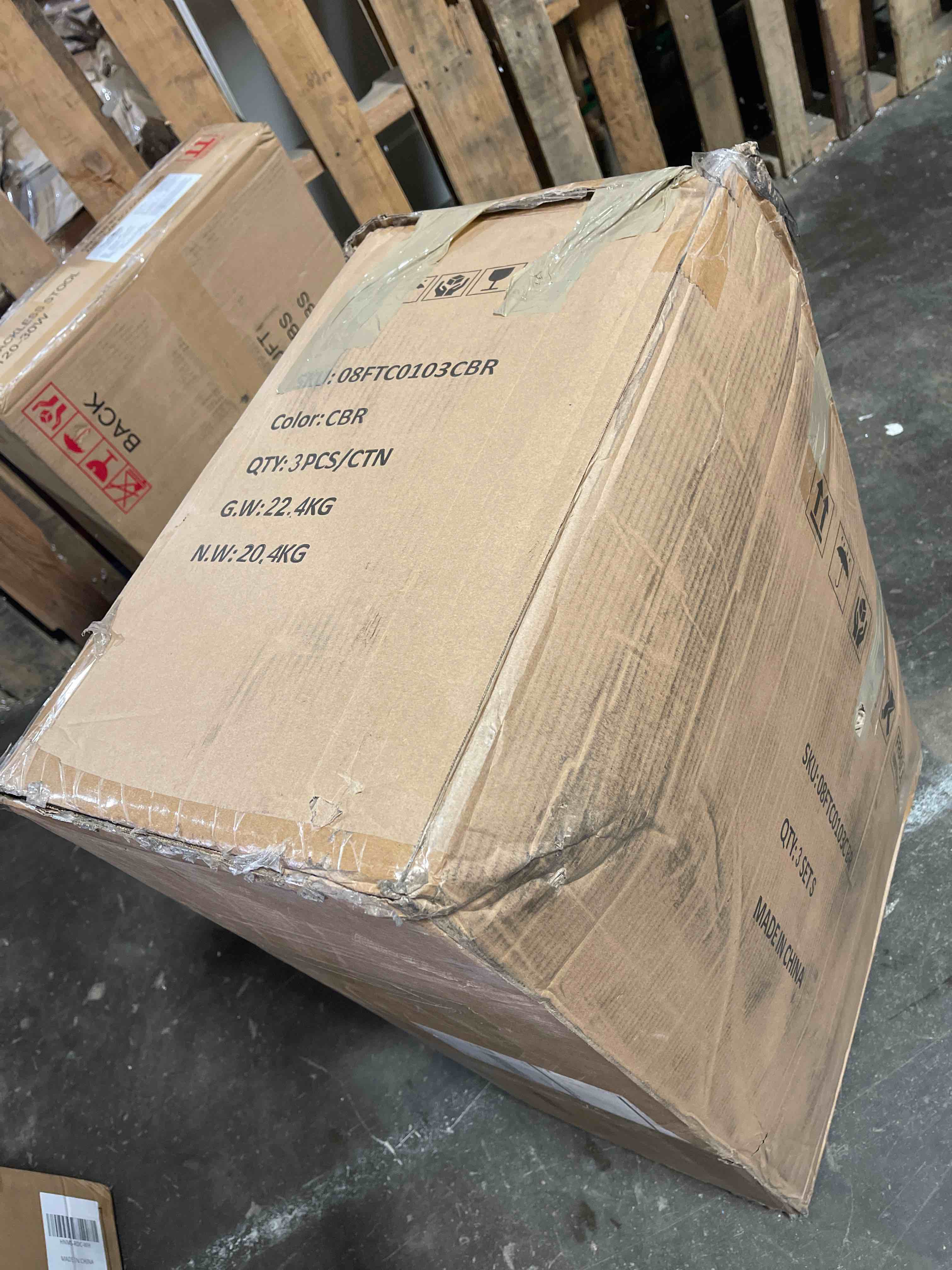 https://s3.amazonaws.com/lotting-images-prod/phillipi/RED6545386_1722872813087.jpeg