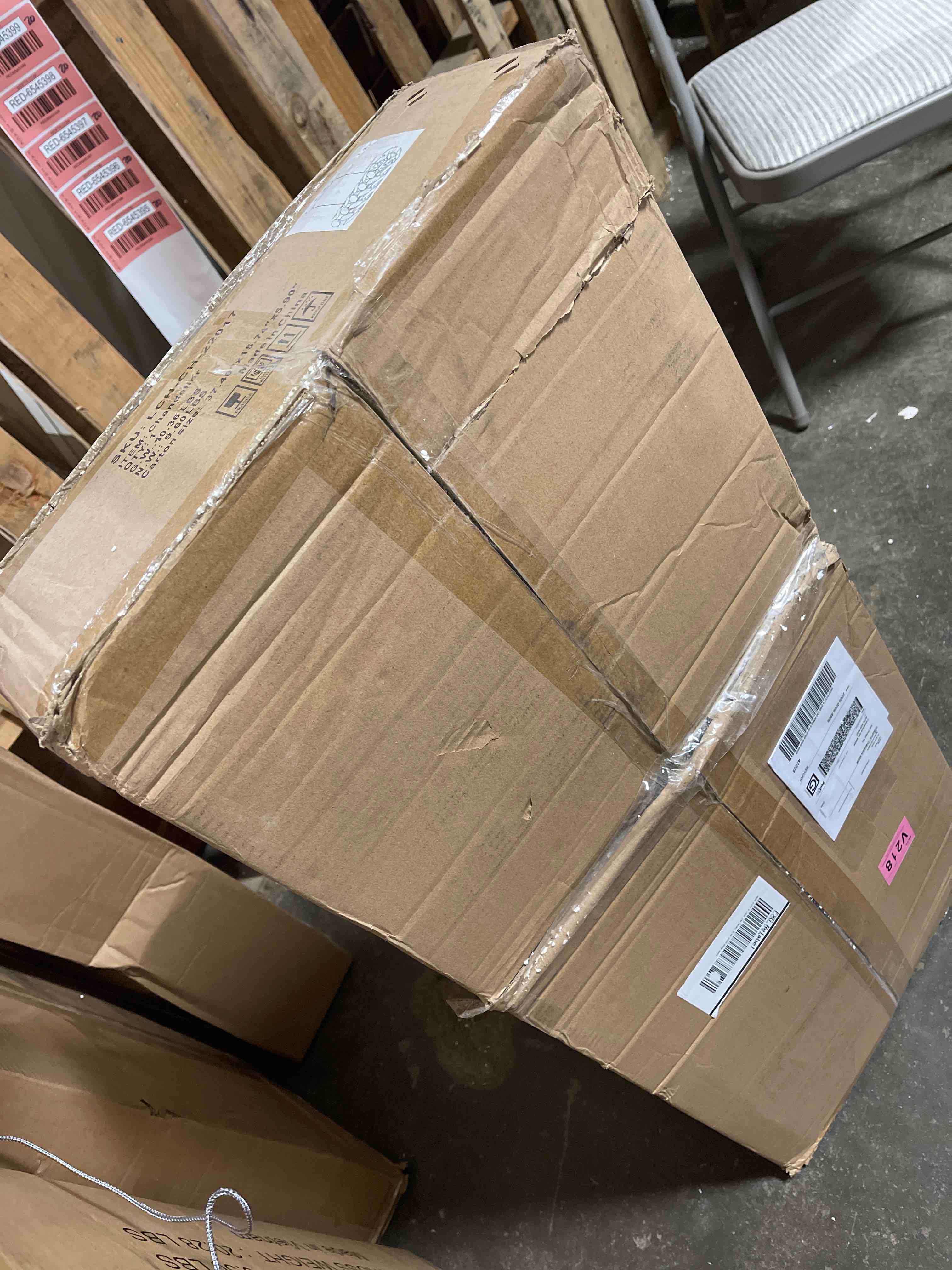 https://s3.amazonaws.com/lotting-images-prod/phillipi/RED6545395_1722875109168.jpeg