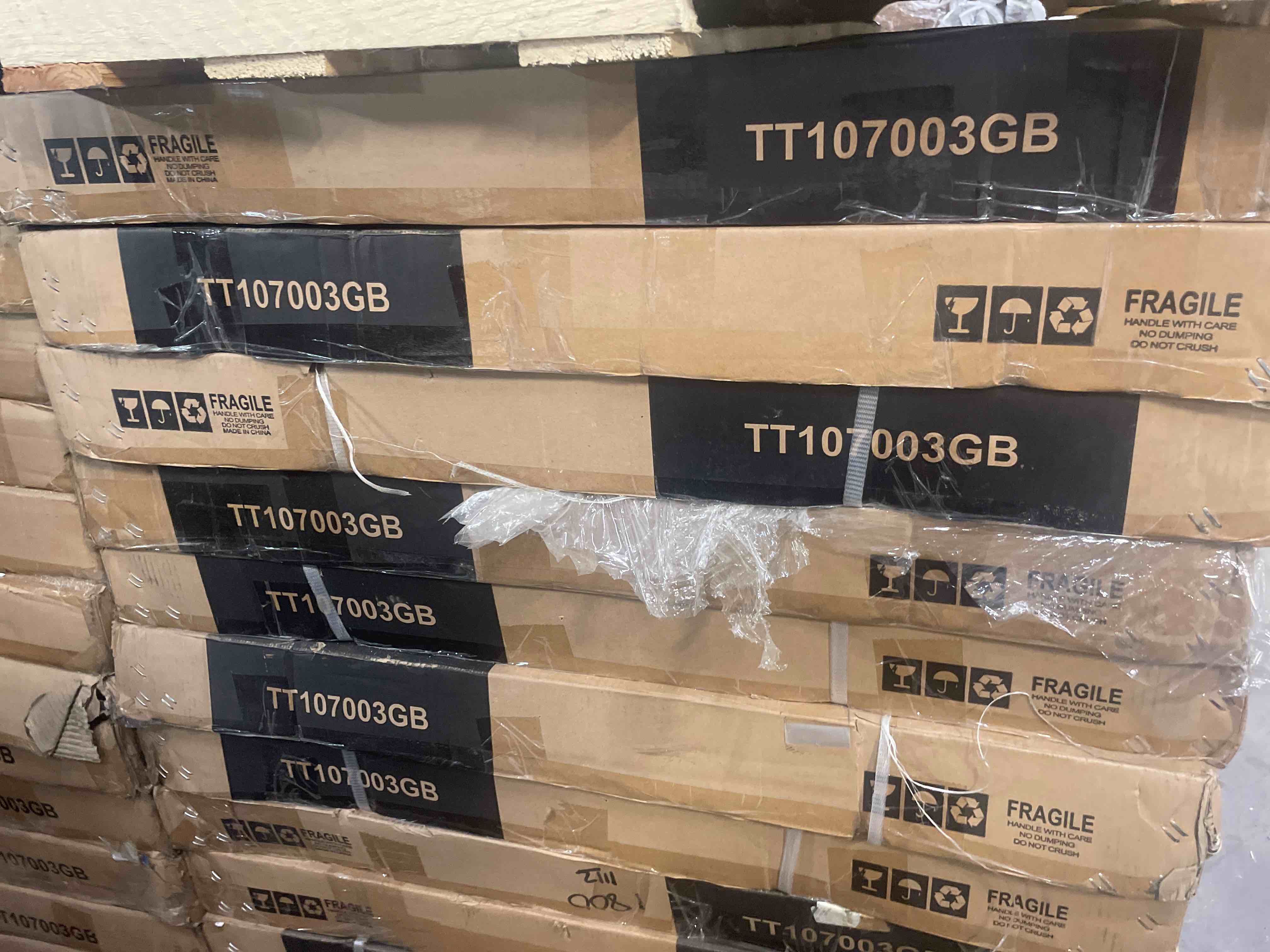 https://s3.amazonaws.com/lotting-images-prod/phillipi/RED6545700_1723040755044.jpeg