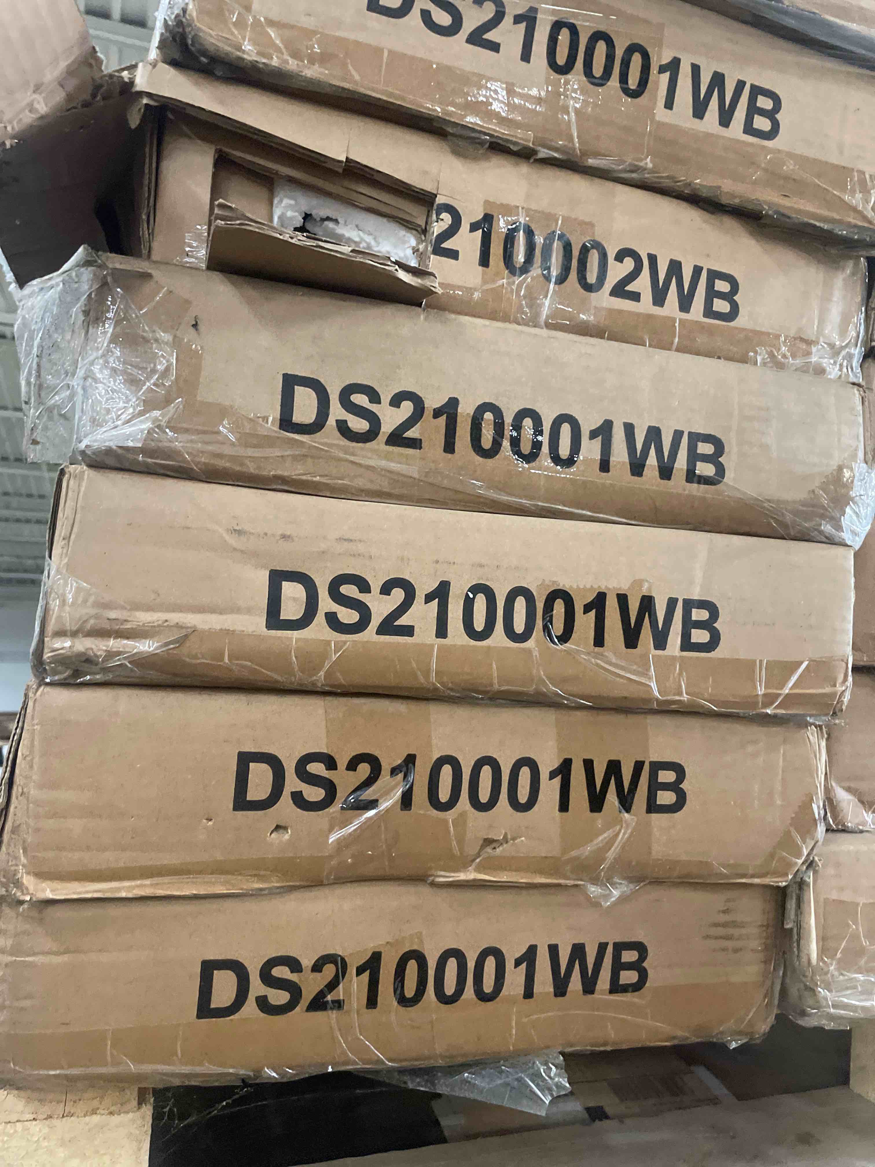 https://s3.amazonaws.com/lotting-images-prod/phillipi/RED6545755_1723043351583.jpeg