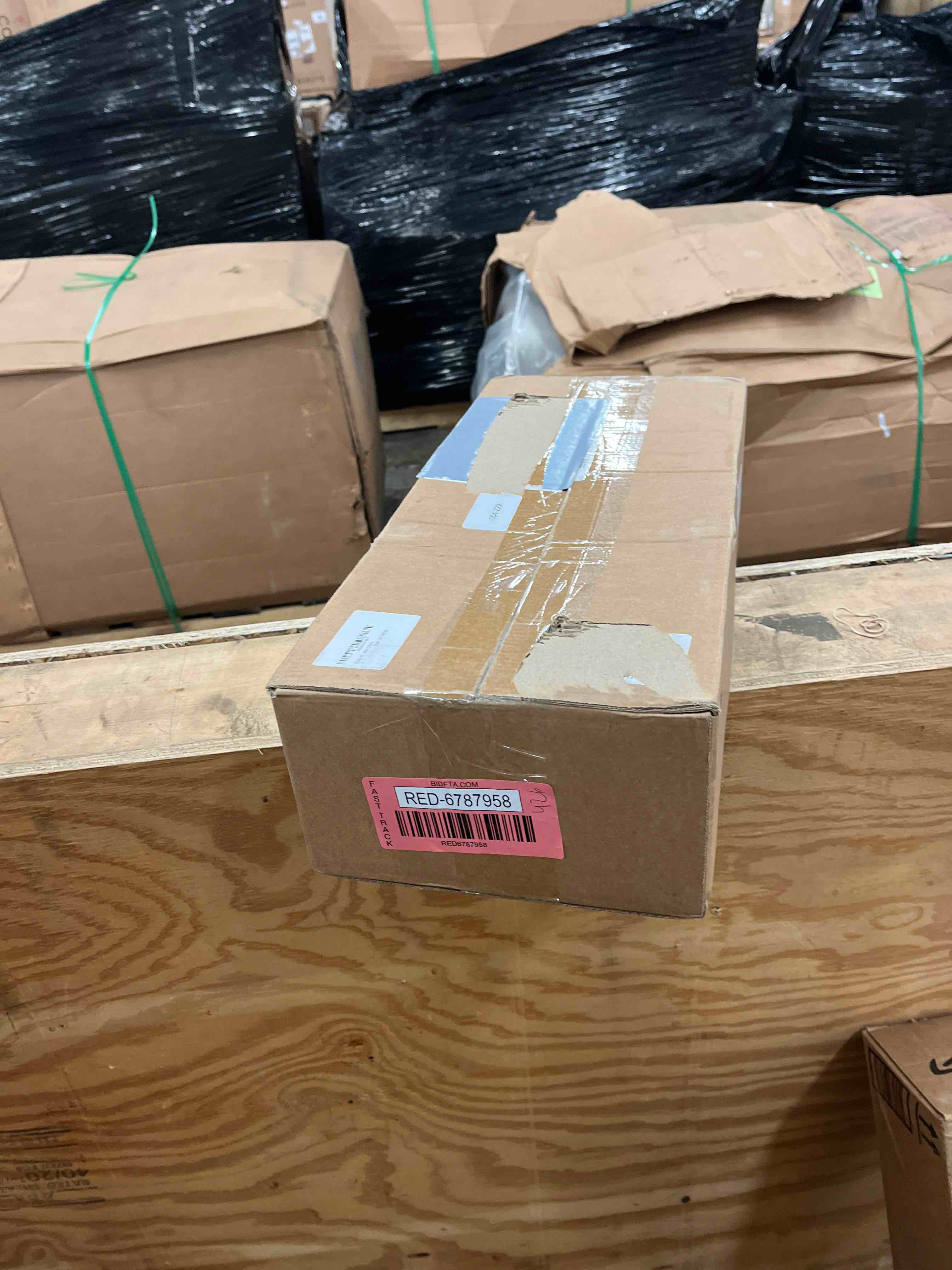 https://s3.amazonaws.com/lotting-images-prod/phillipi/RED6787958_1742252822863.jpeg