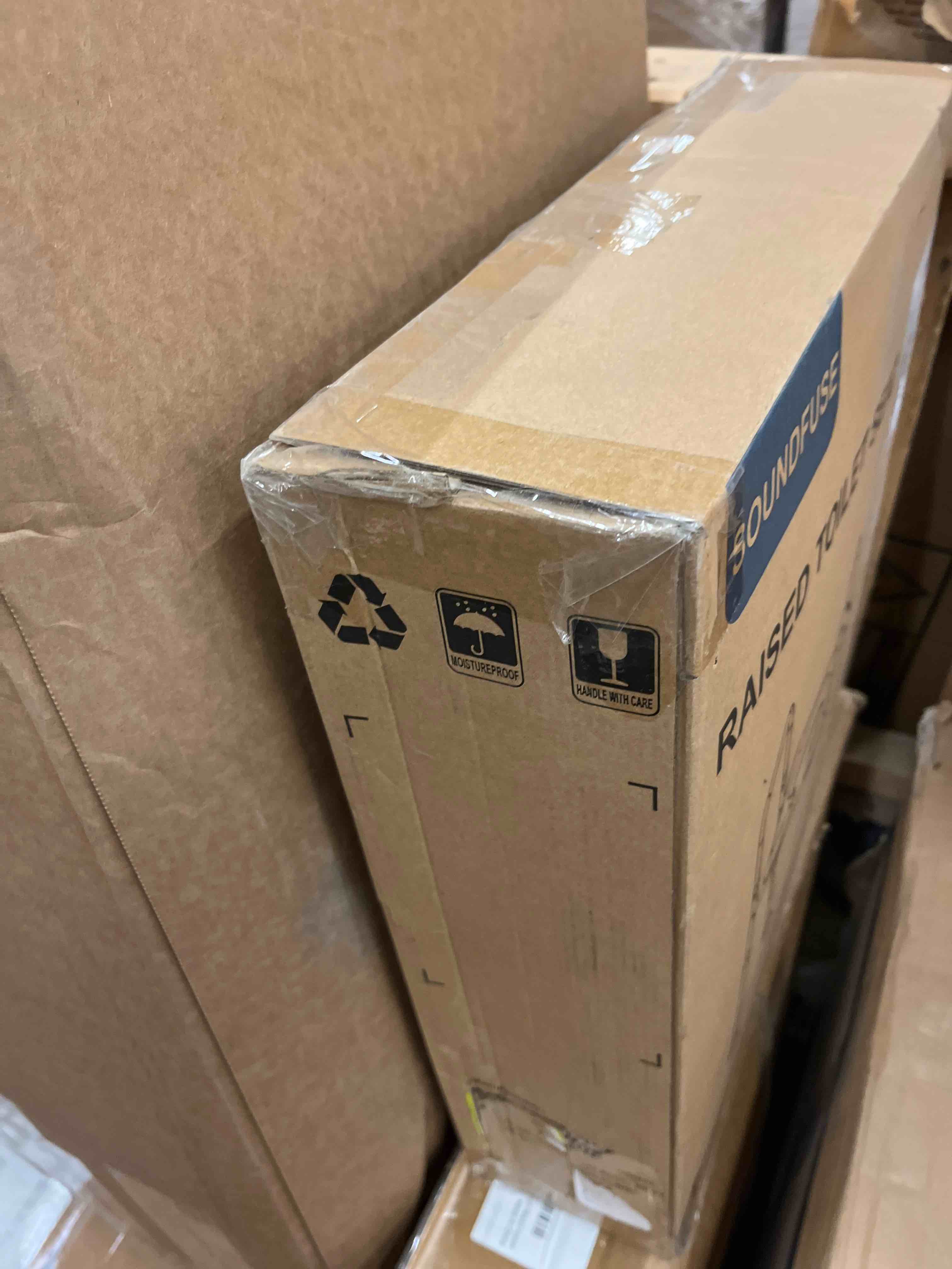 https://s3.amazonaws.com/lotting-images-prod/phillipi/RED6788004_1742252382536.jpeg