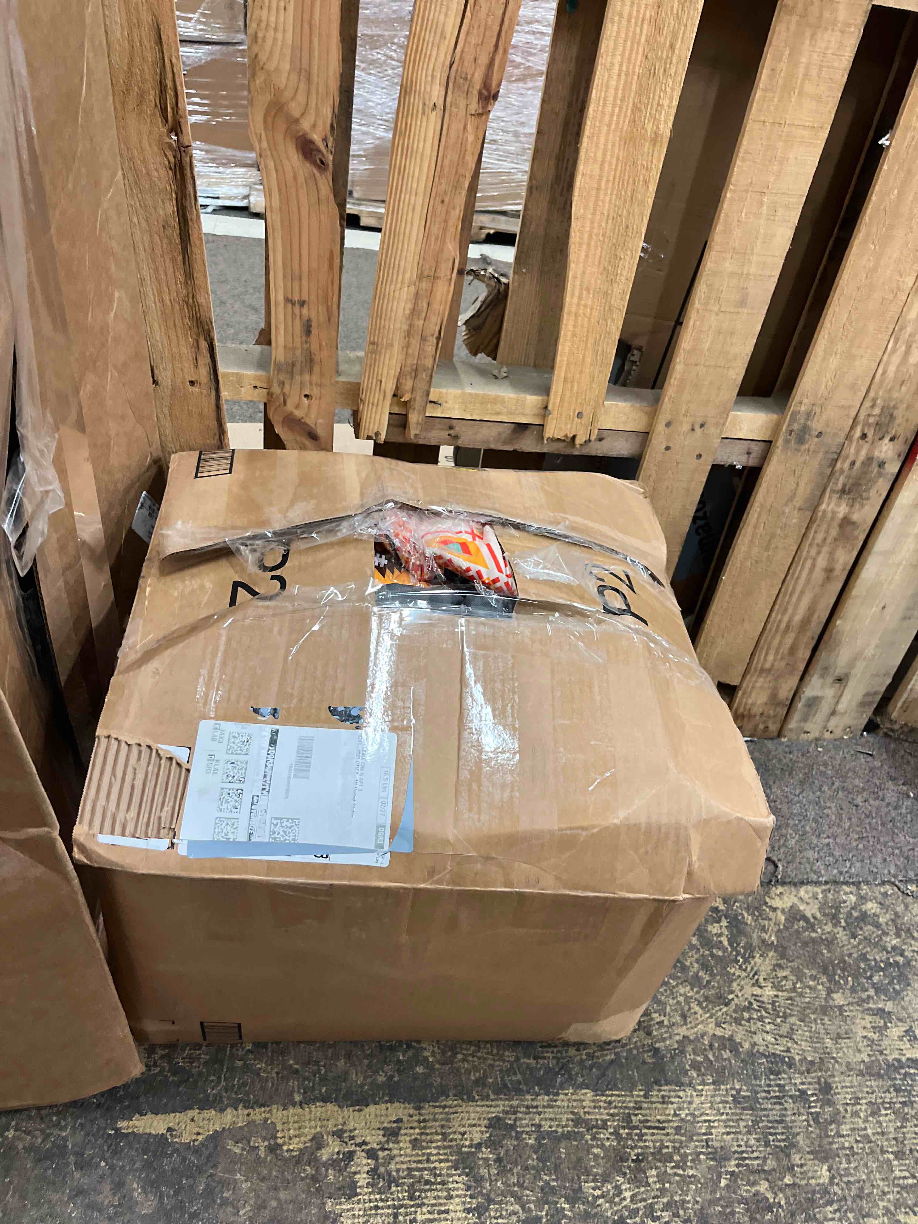 https://s3.amazonaws.com/lotting-images-prod/phillipi/RED6788017_1742250964516.jpeg