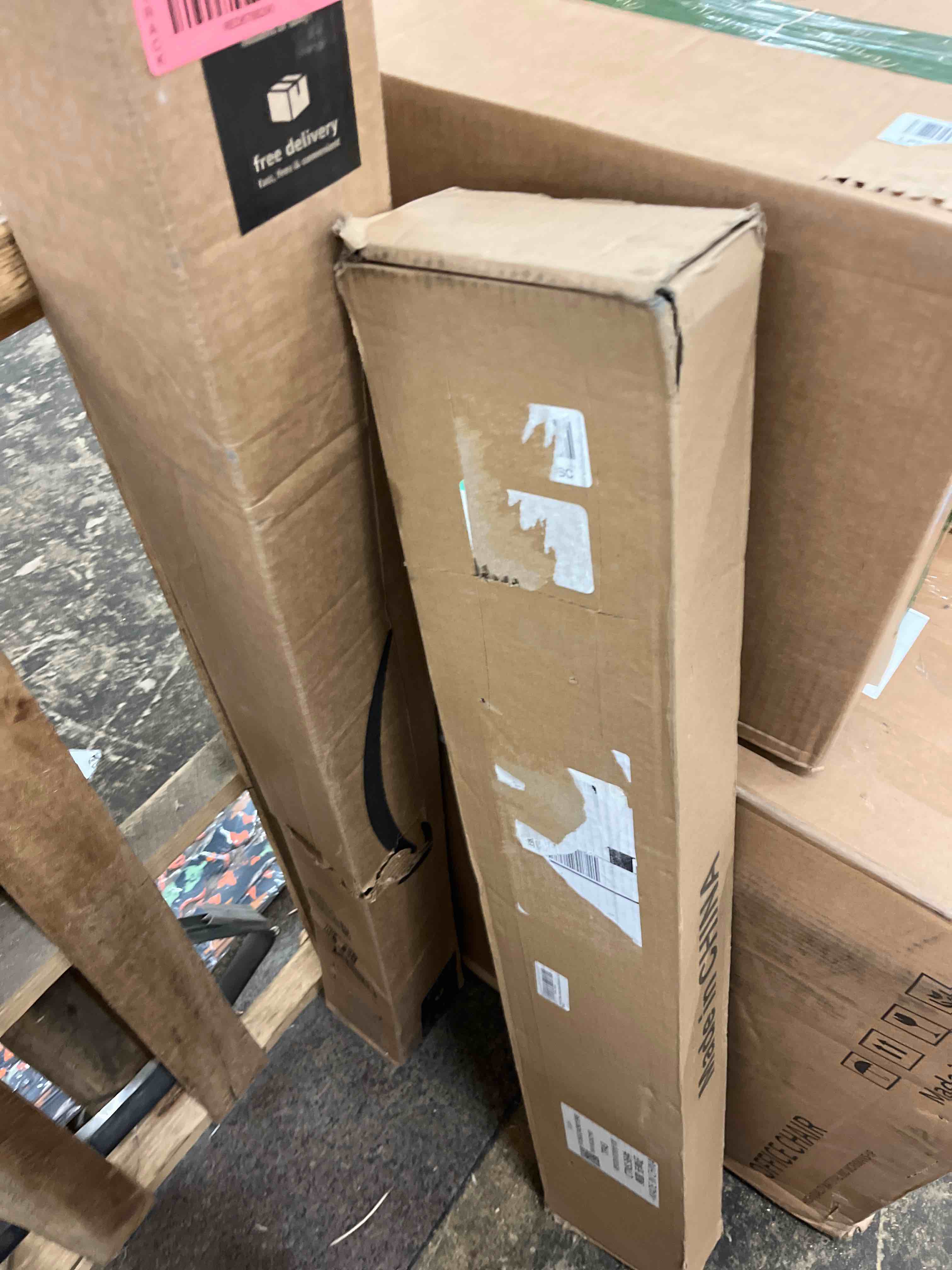 https://s3.amazonaws.com/lotting-images-prod/phillipi/RED6788291_1742474573712.jpeg