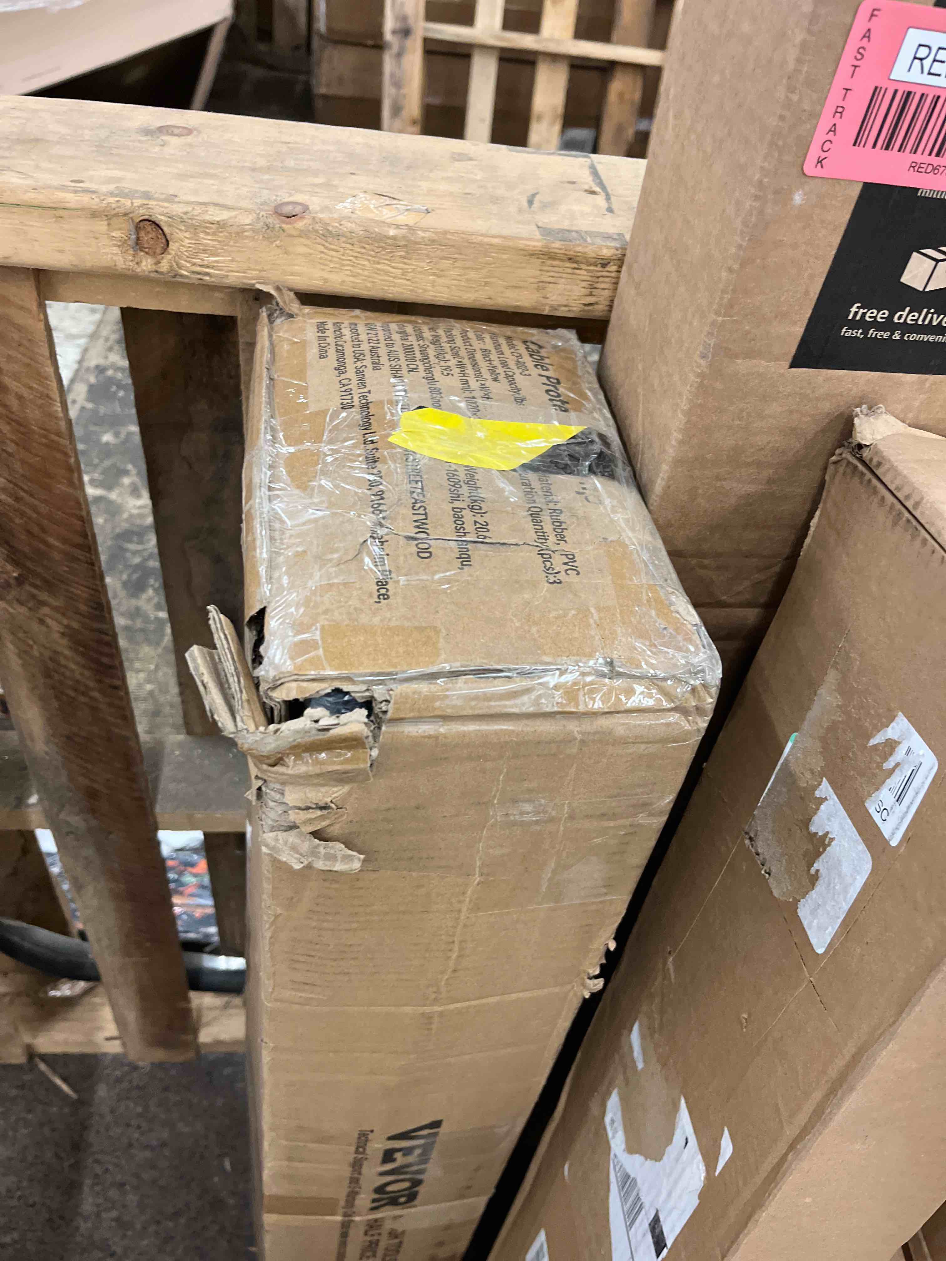 https://s3.amazonaws.com/lotting-images-prod/phillipi/RED6788292_1742474626110.jpeg