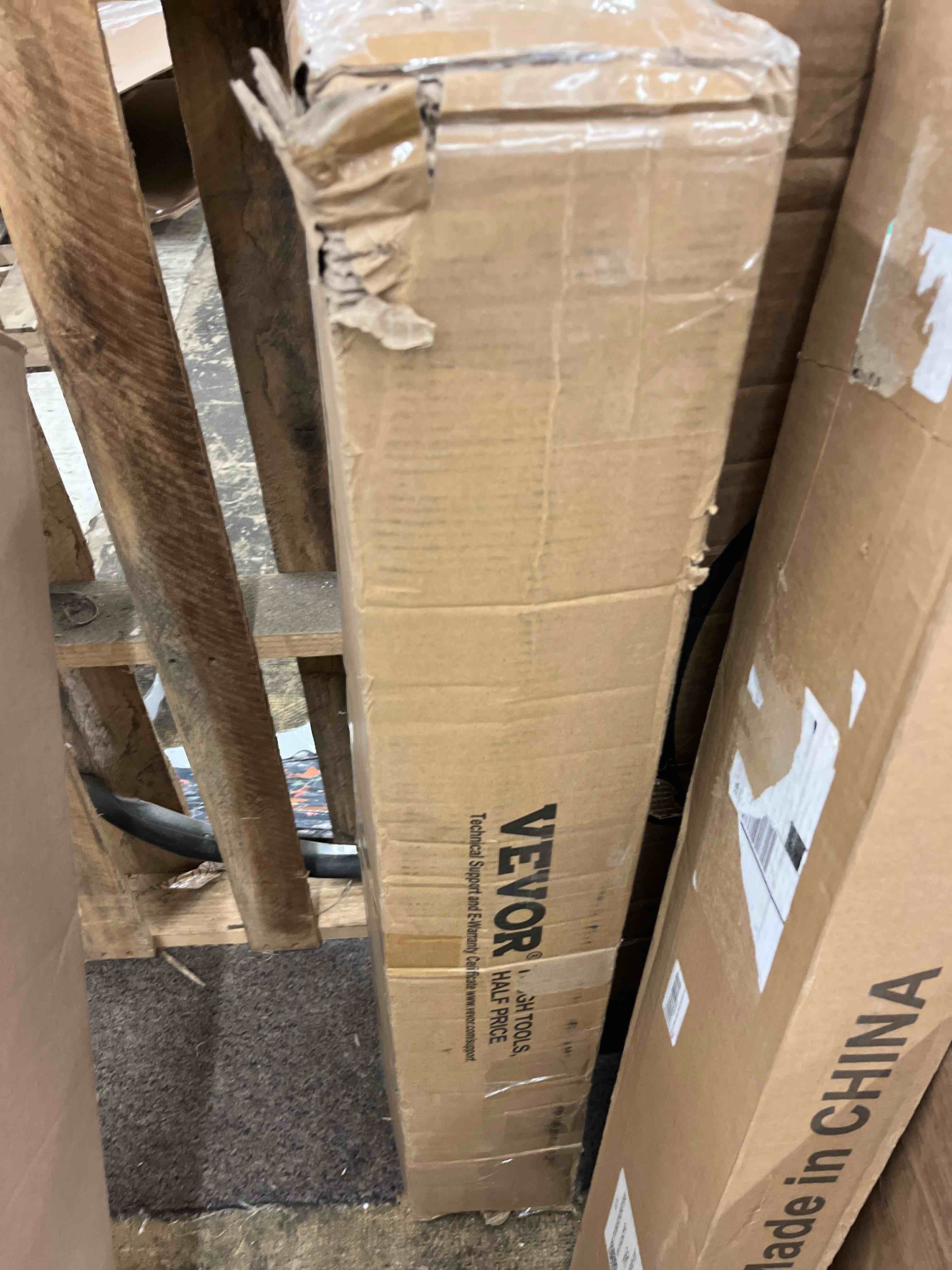 https://s3.amazonaws.com/lotting-images-prod/phillipi/RED6788292_1742474627607.jpeg