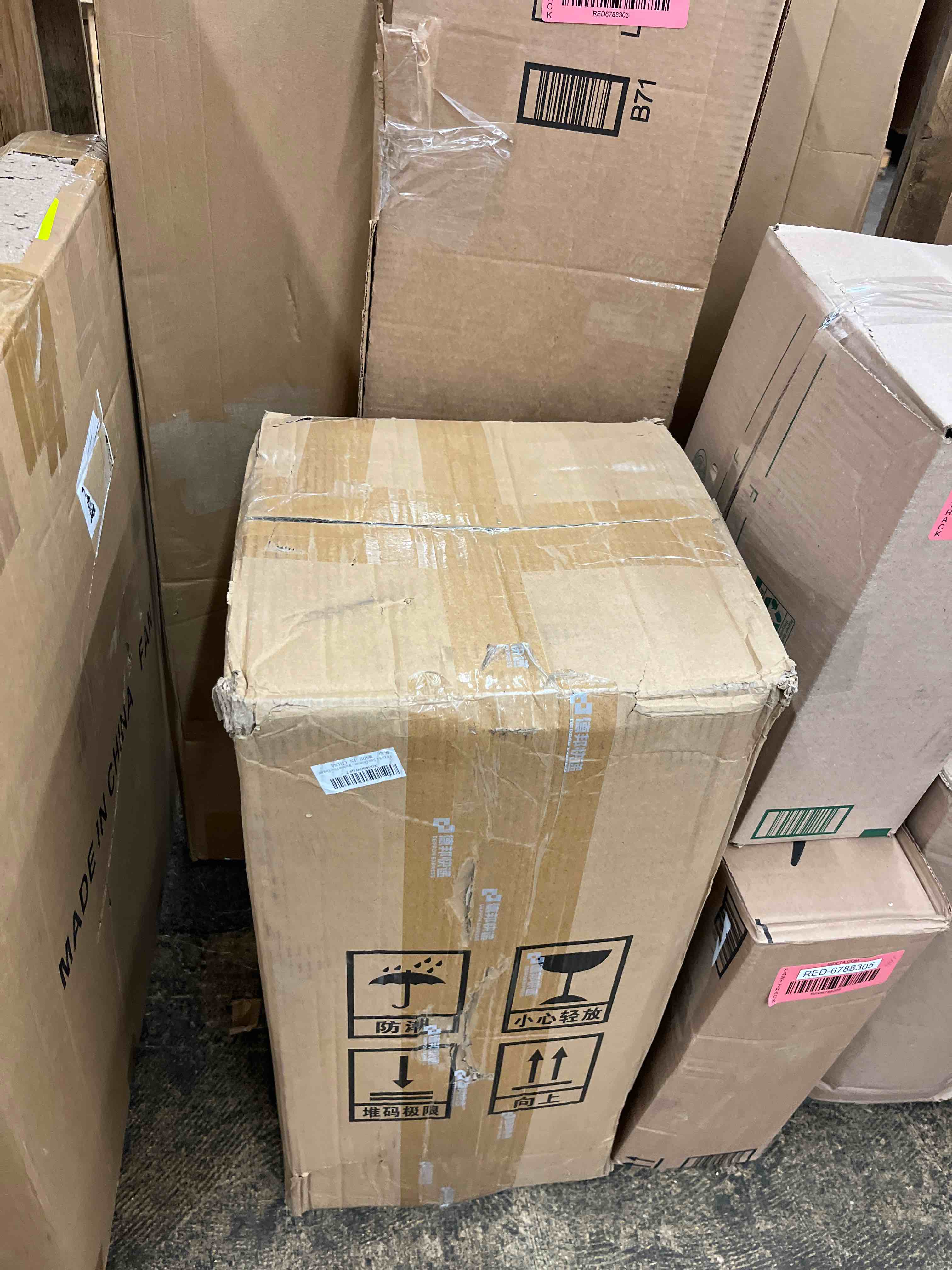 https://s3.amazonaws.com/lotting-images-prod/phillipi/RED6788302_1742474014099.jpeg