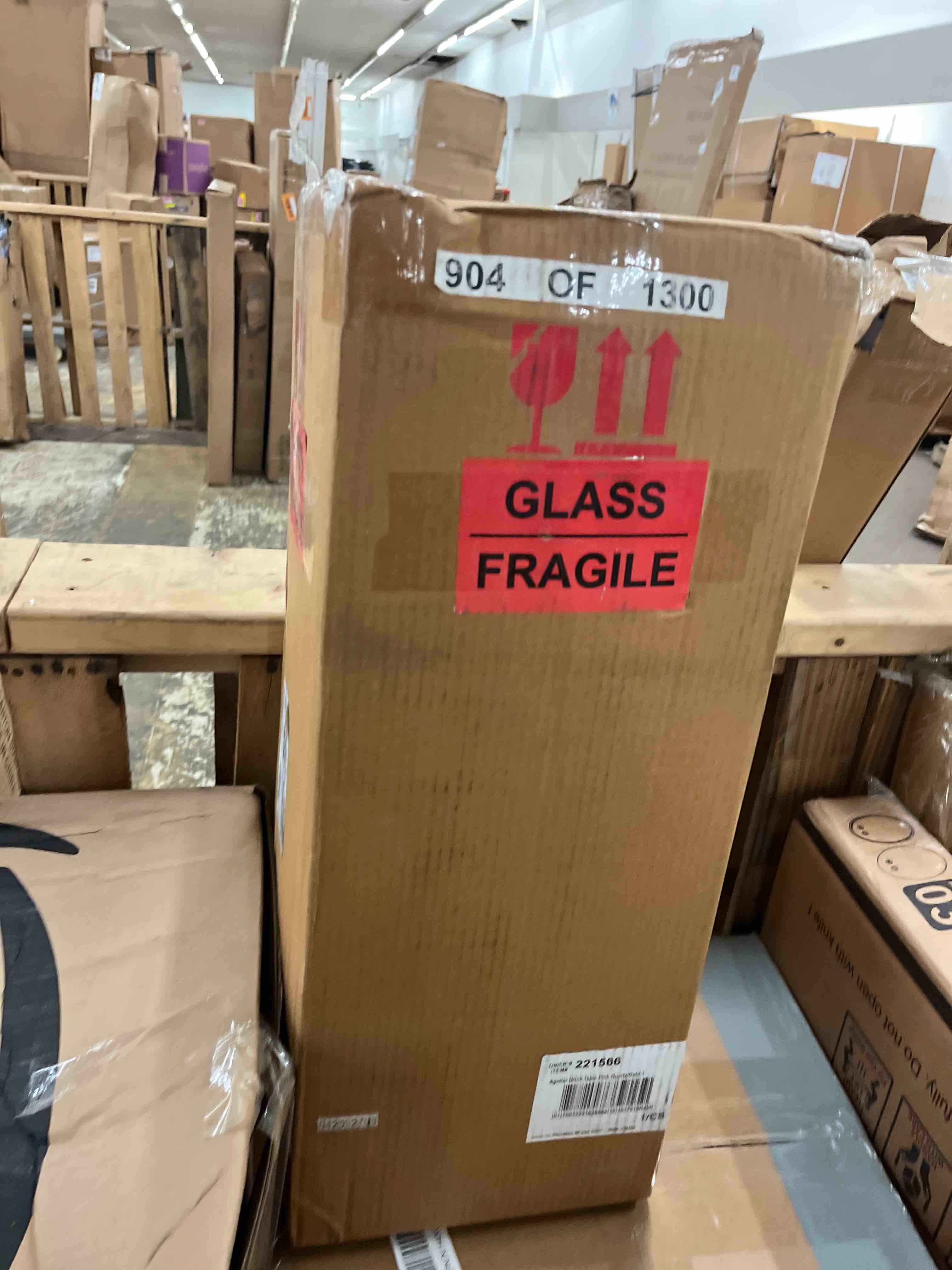 https://s3.amazonaws.com/lotting-images-prod/phillipi/RED6788714_1742880301426.jpeg