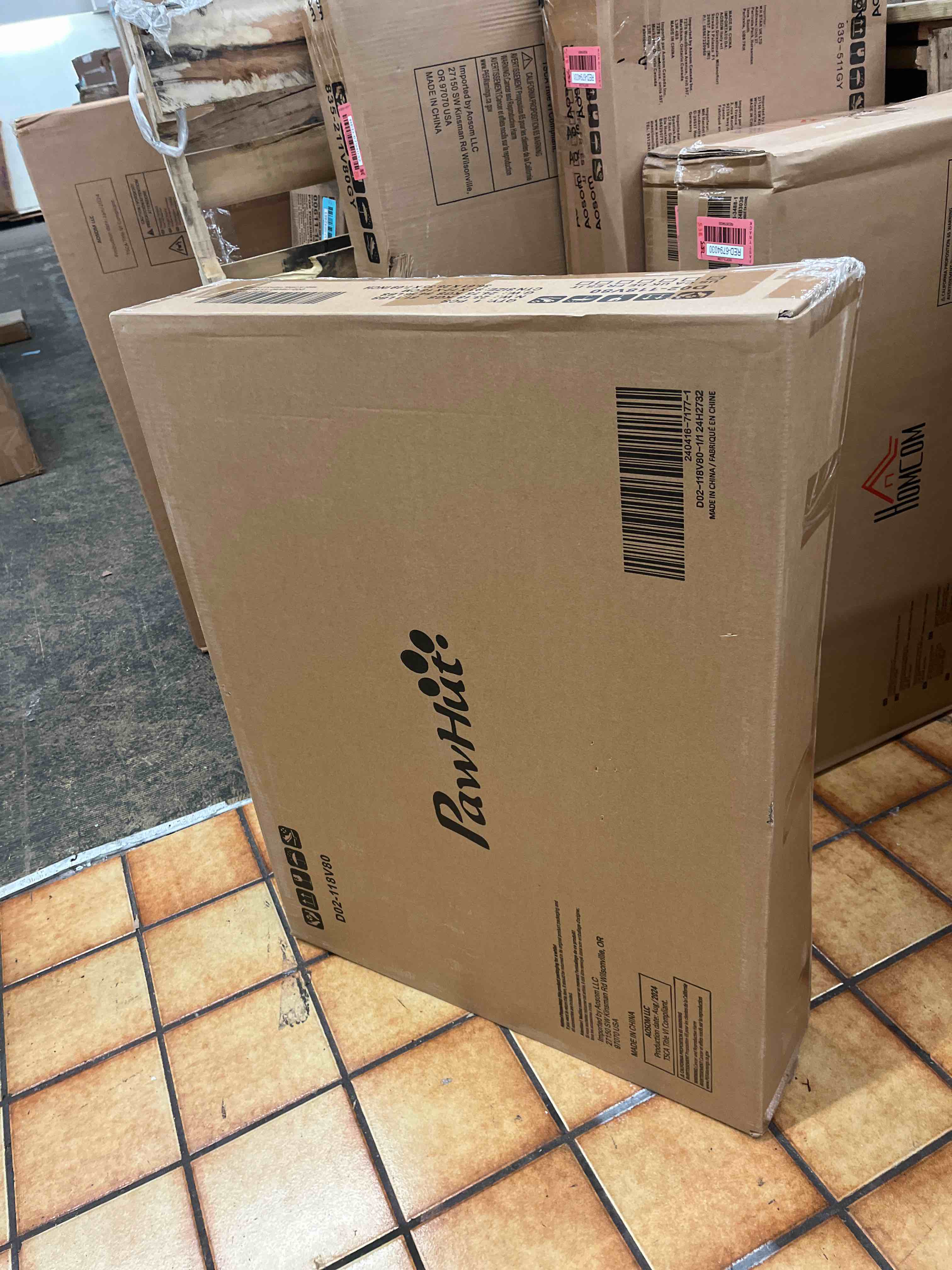 https://s3.amazonaws.com/lotting-images-prod/phillipi/RED6788788_1744155362762.jpeg
