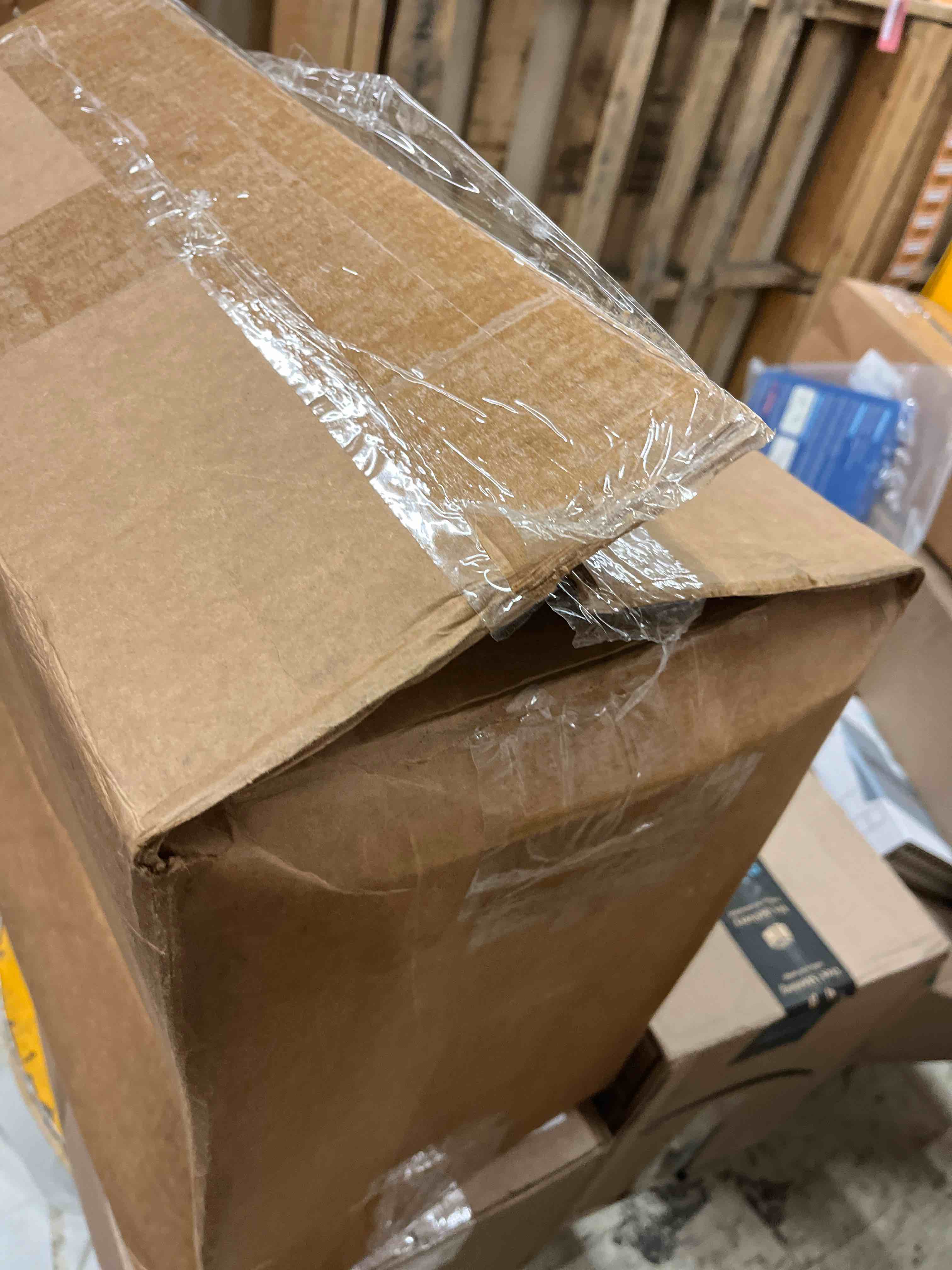 https://s3.amazonaws.com/lotting-images-prod/phillipi/RED6788992_1743071409959.jpeg