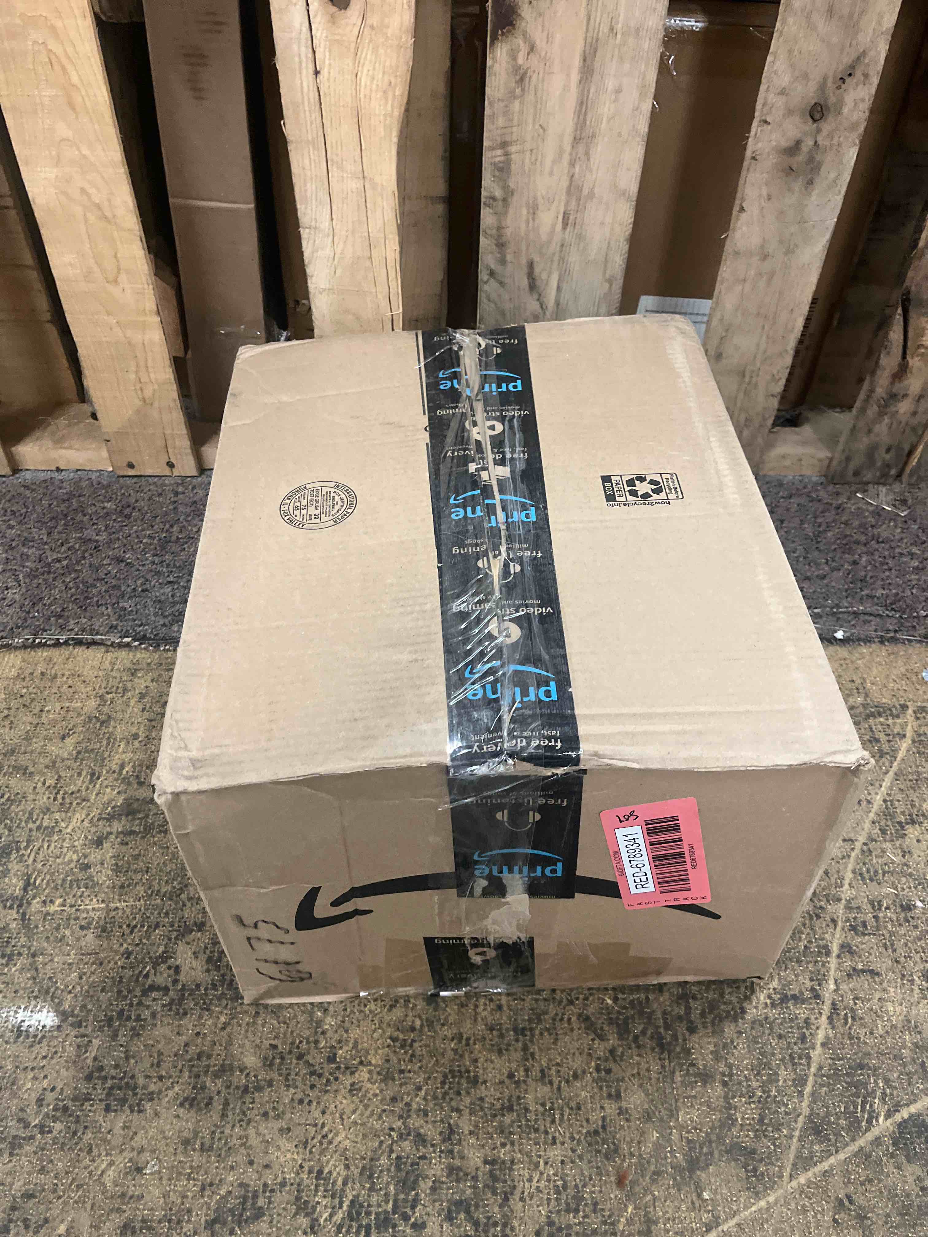 https://s3.amazonaws.com/lotting-images-prod/phillipi/RED6789341_1743544640307.jpeg