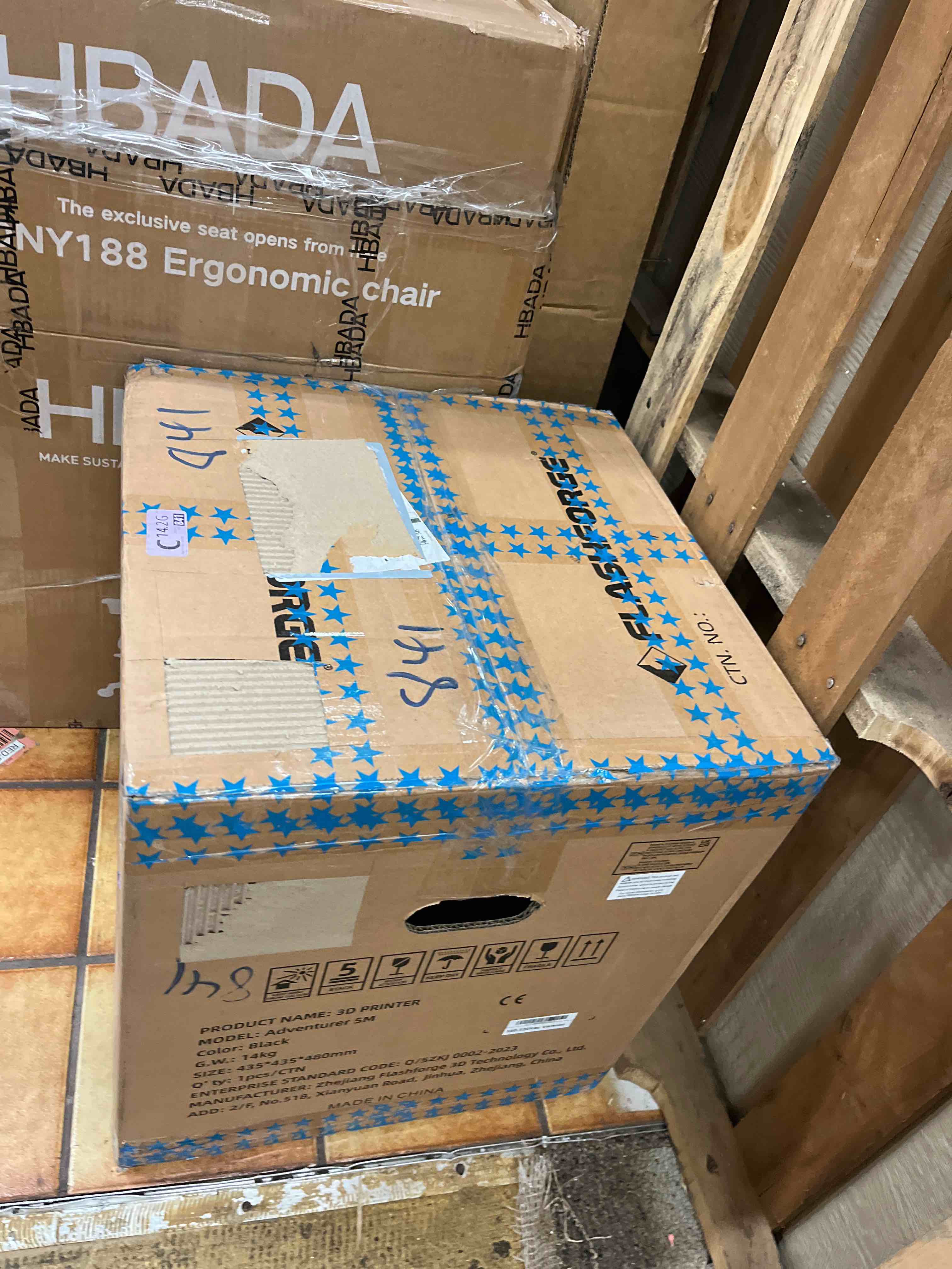 https://s3.amazonaws.com/lotting-images-prod/phillipi/RED6789479_1739230727761.jpeg