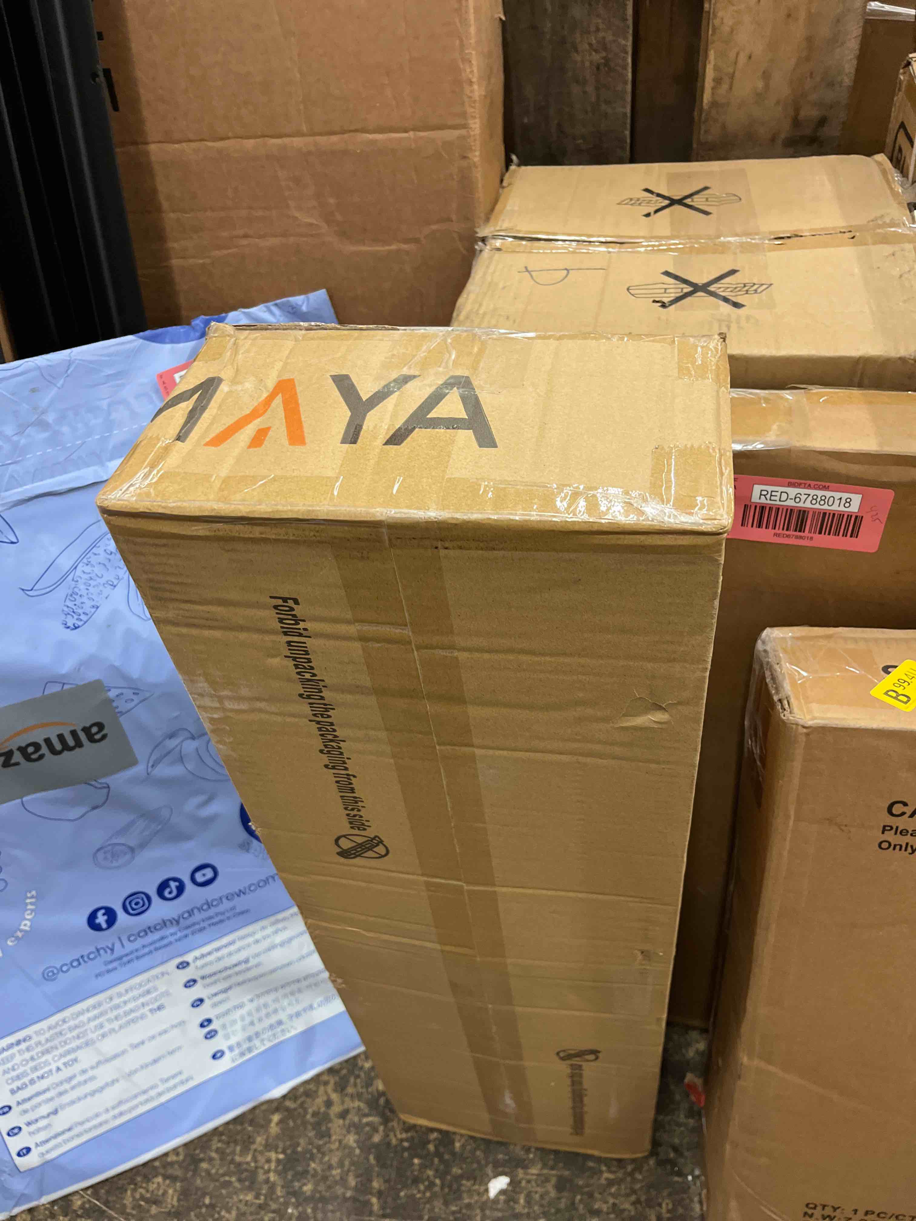 https://s3.amazonaws.com/lotting-images-prod/phillipi/RED6789768_1742253388515.jpeg