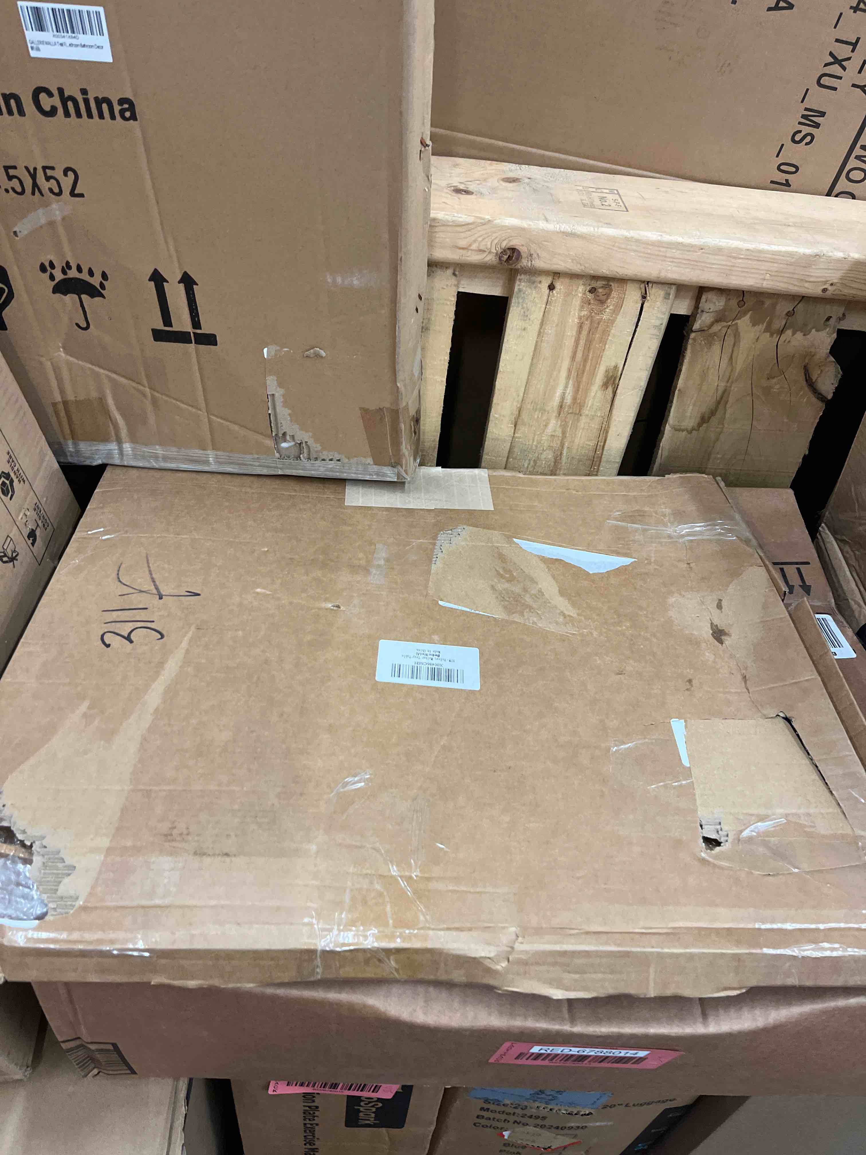https://s3.amazonaws.com/lotting-images-prod/phillipi/RED6789770_1742253069013.jpeg