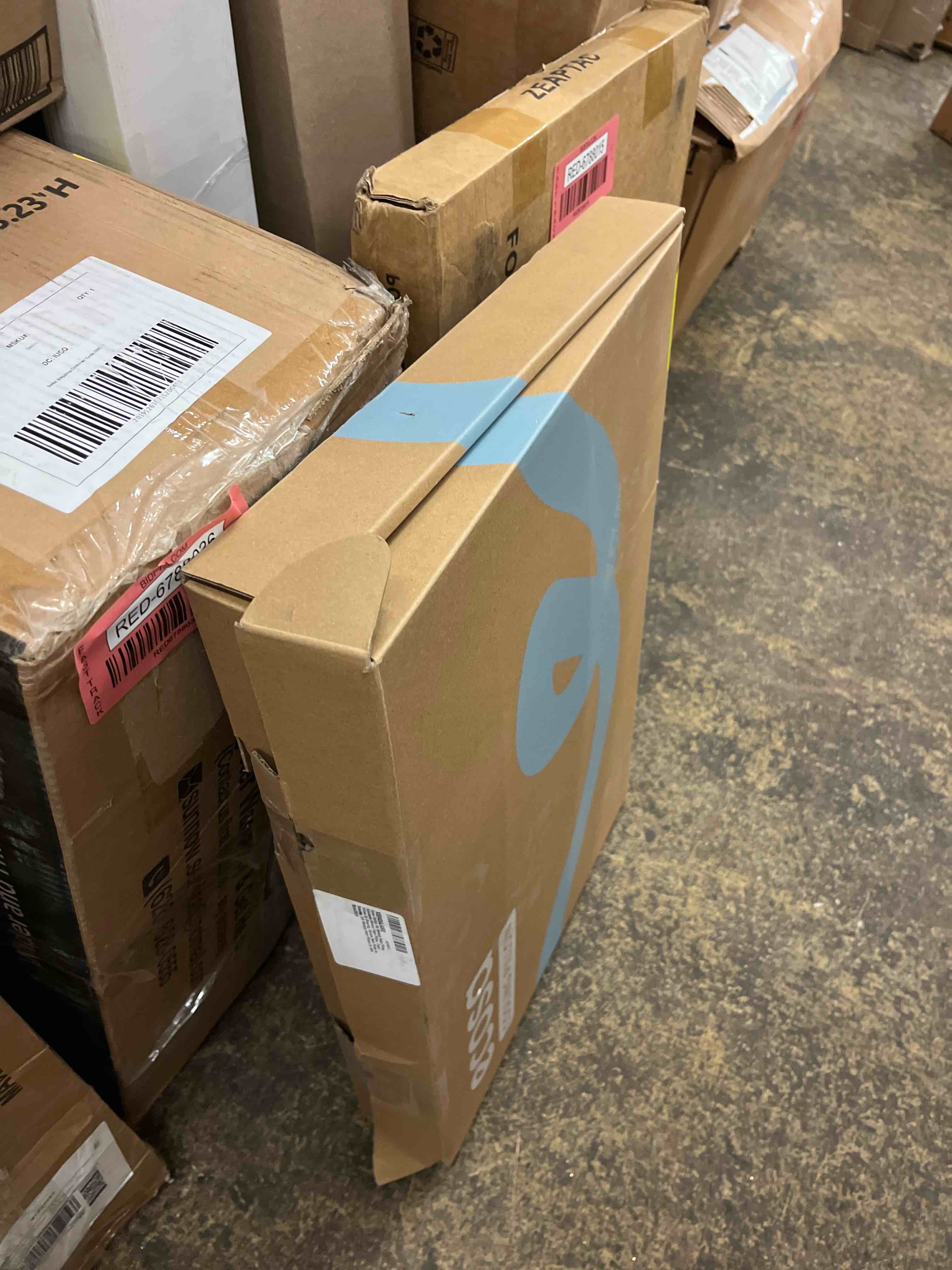 https://s3.amazonaws.com/lotting-images-prod/phillipi/RED6789773_1742253005854.jpeg