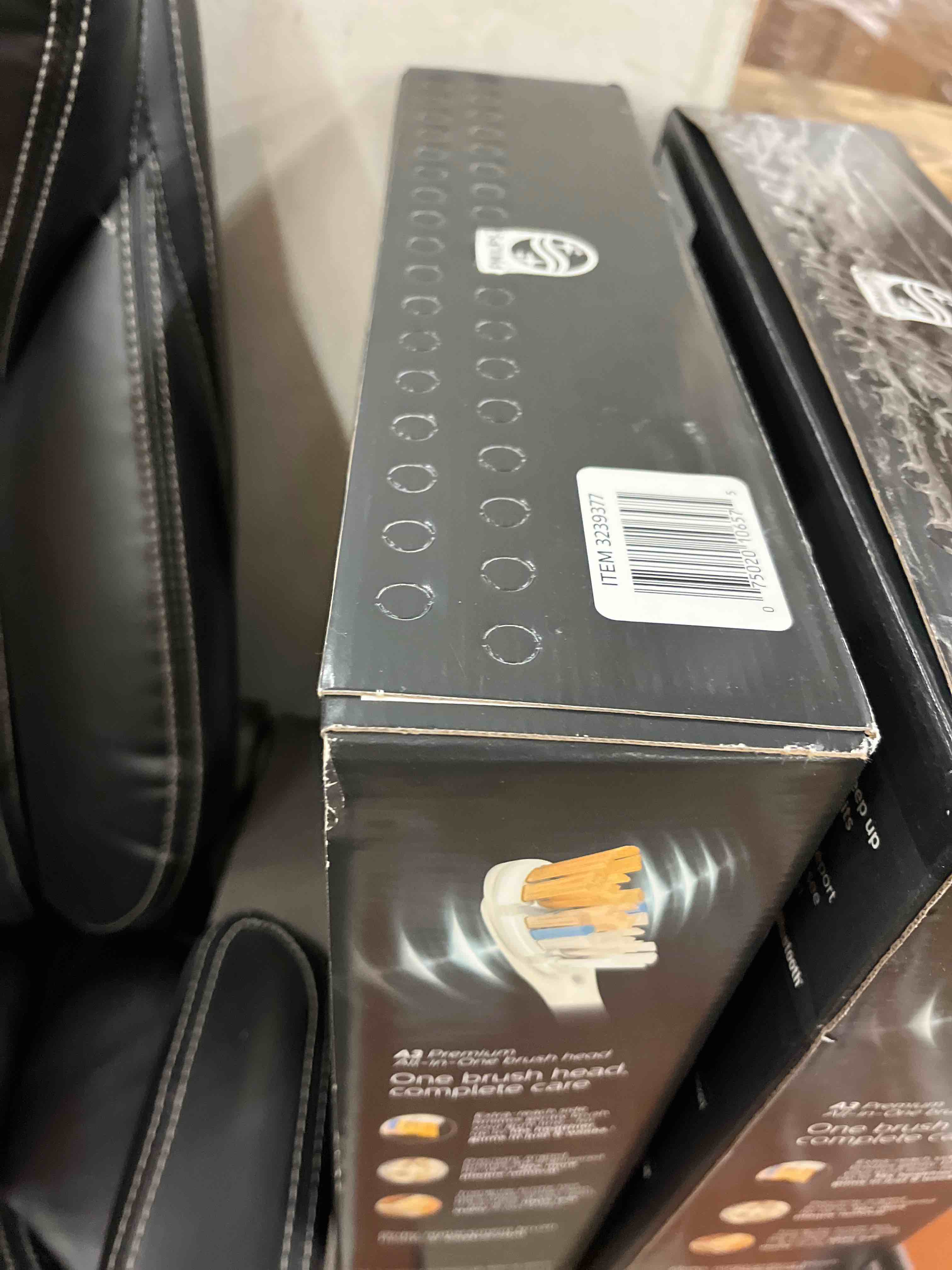 https://s3.amazonaws.com/lotting-images-prod/phillipi/RED6791309_1737404600315.jpeg