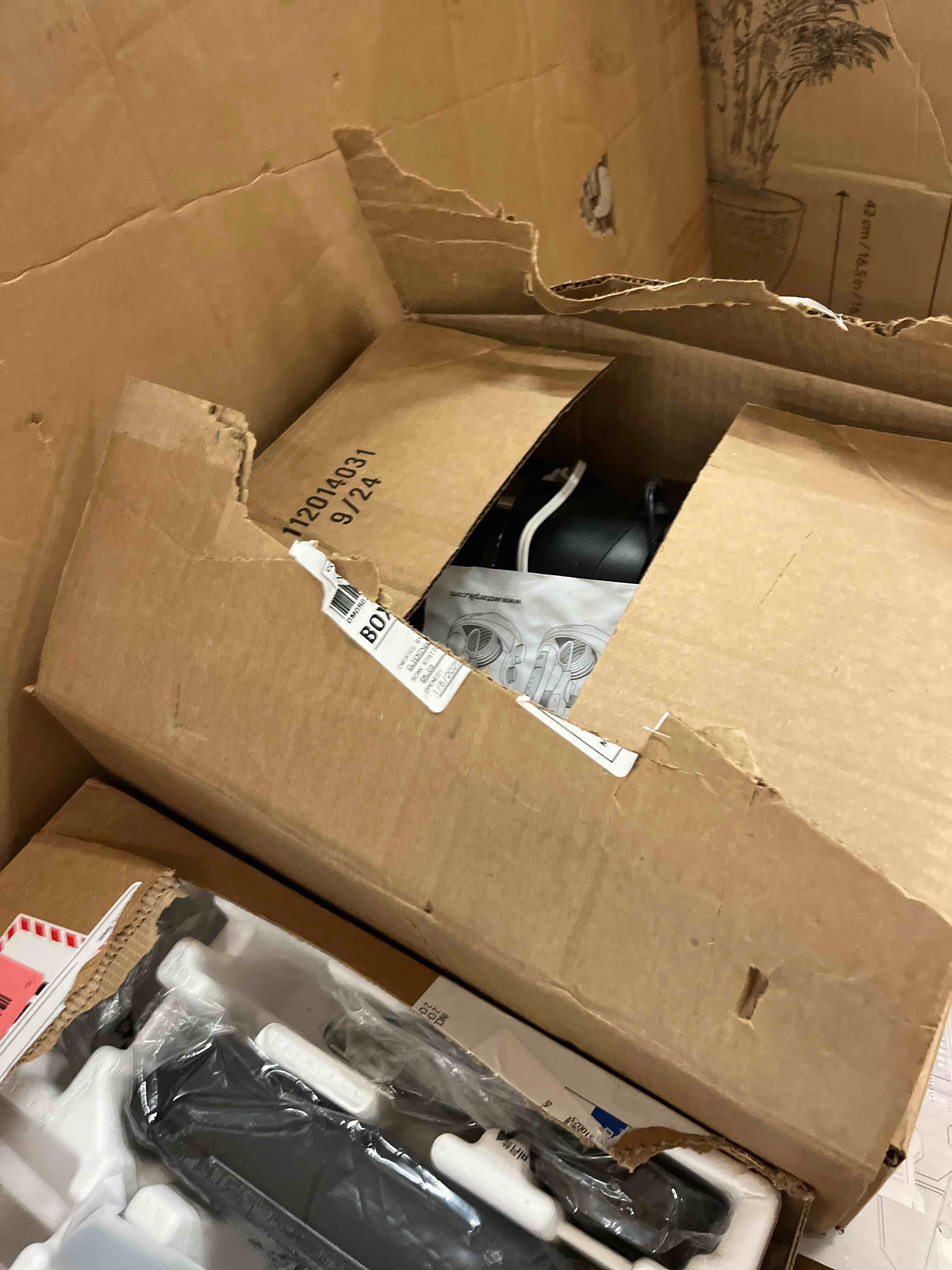 https://s3.amazonaws.com/lotting-images-prod/phillipi/RED6791323_1737405591225.jpeg
