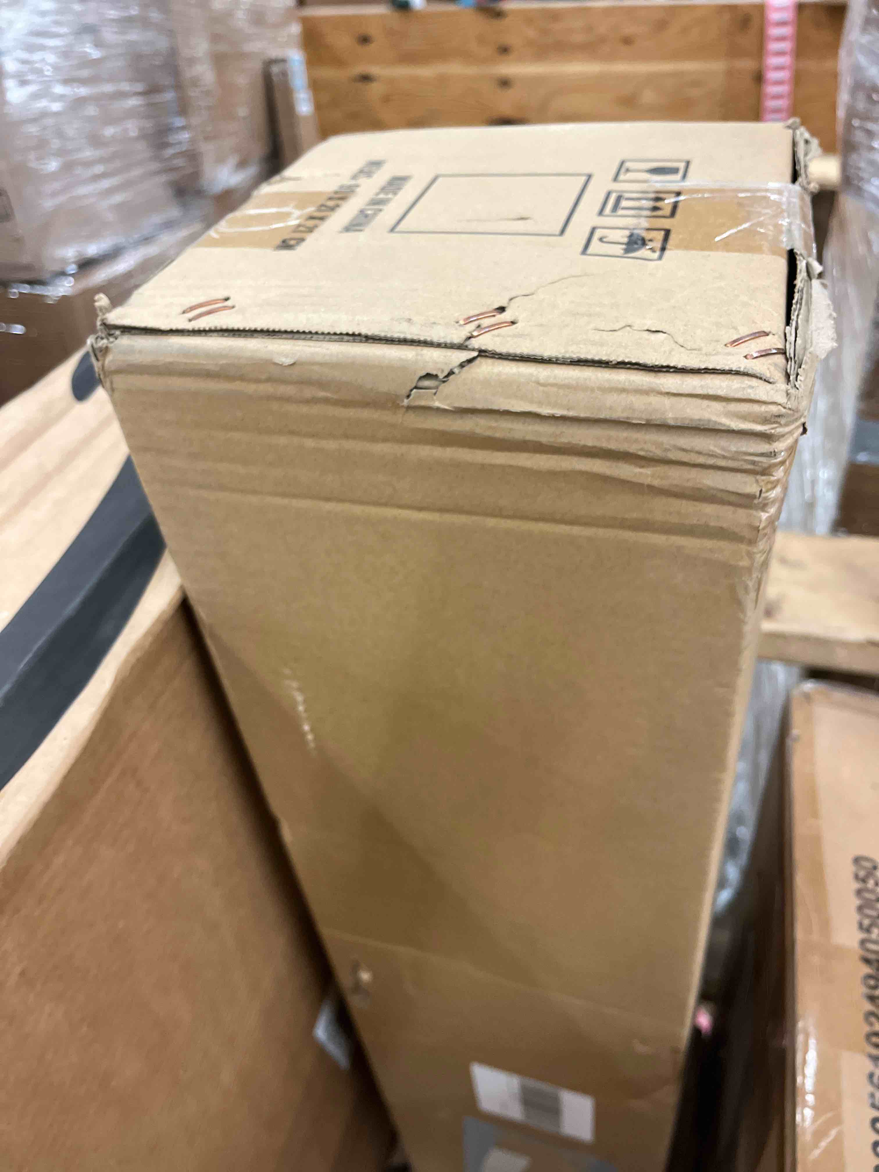 https://s3.amazonaws.com/lotting-images-prod/phillipi/RED6791343_1737409356276.jpeg